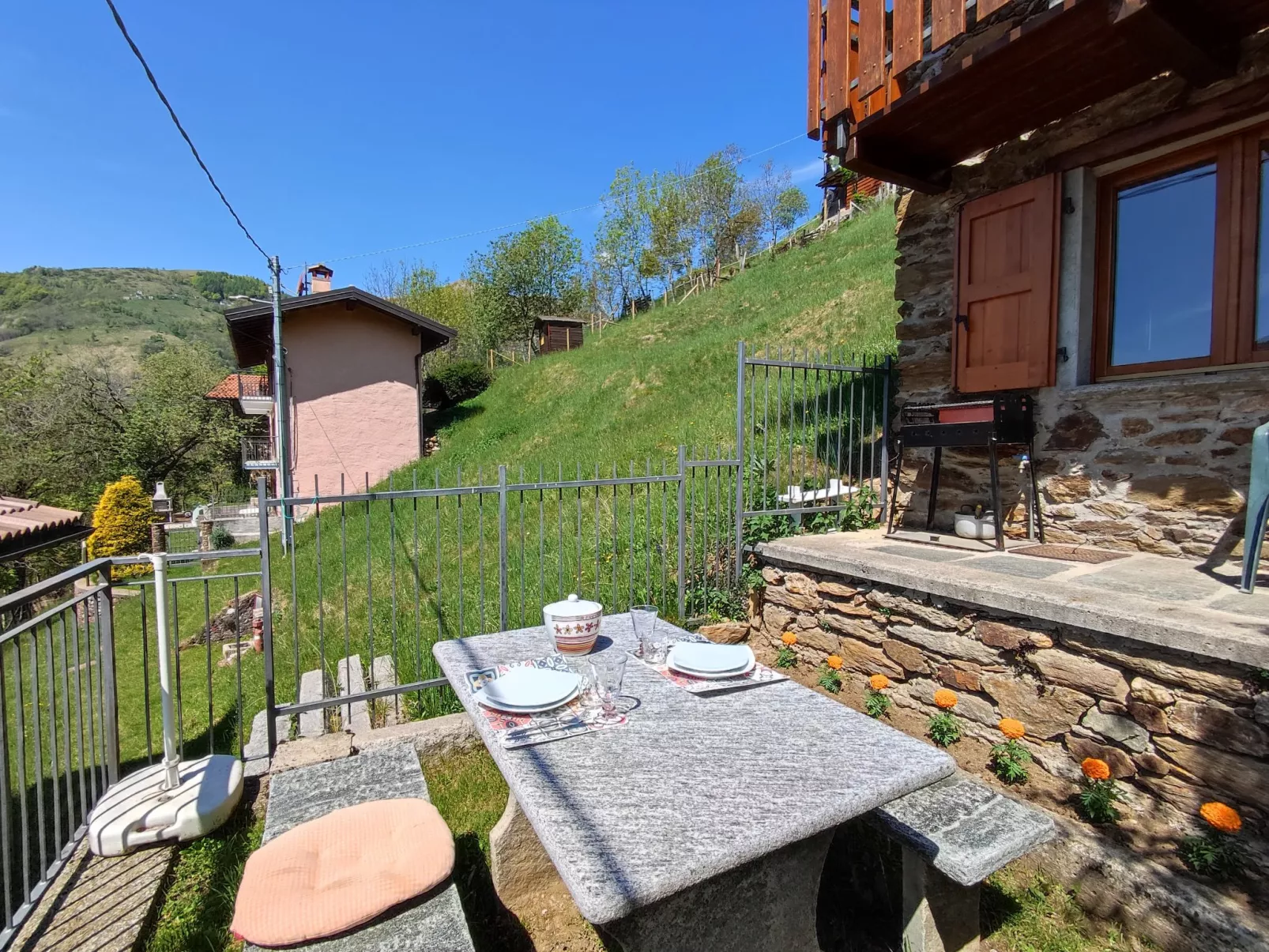 Casa Crevegno-Dehors