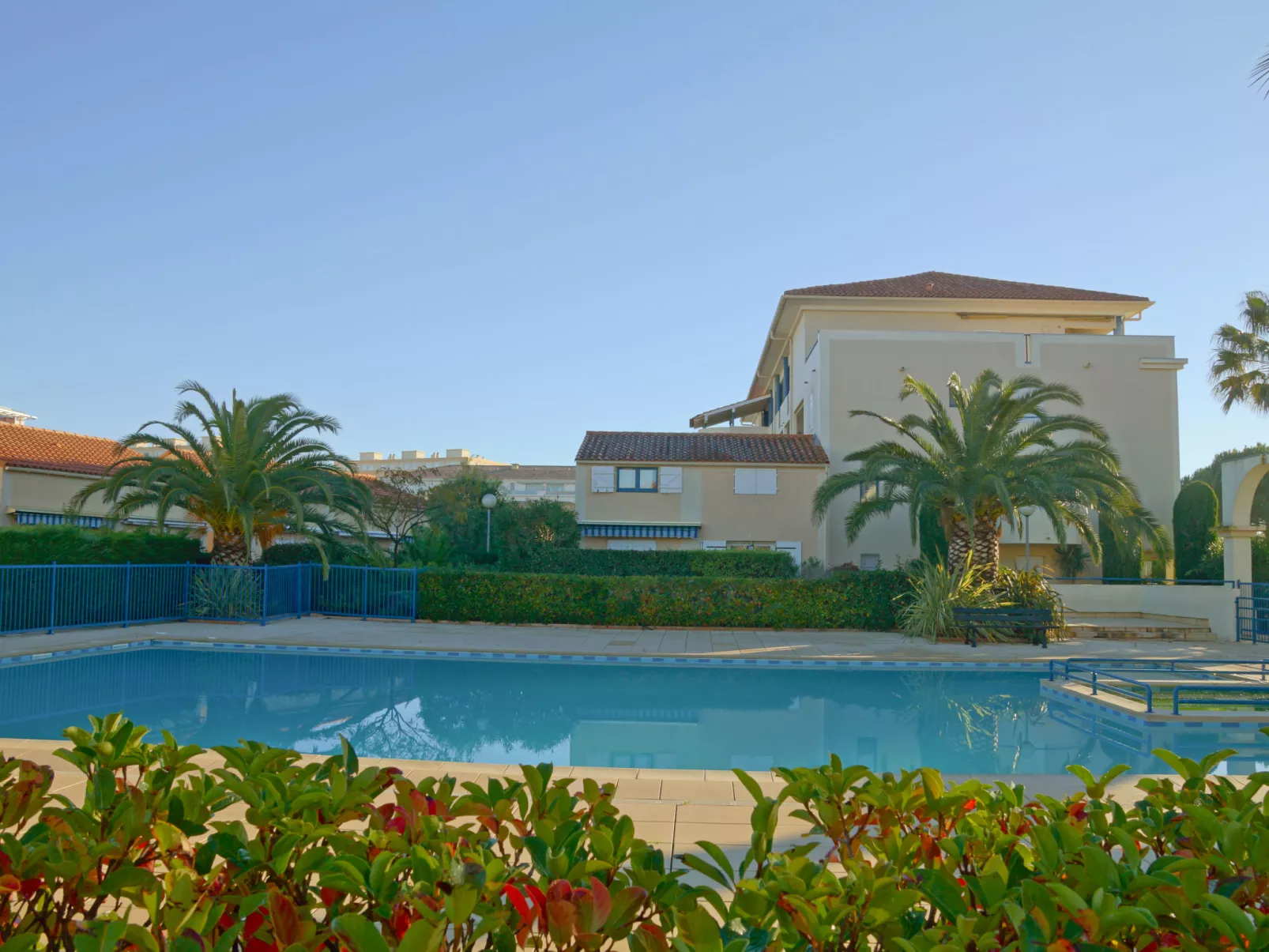 Le Domaine d'Azur-Outside