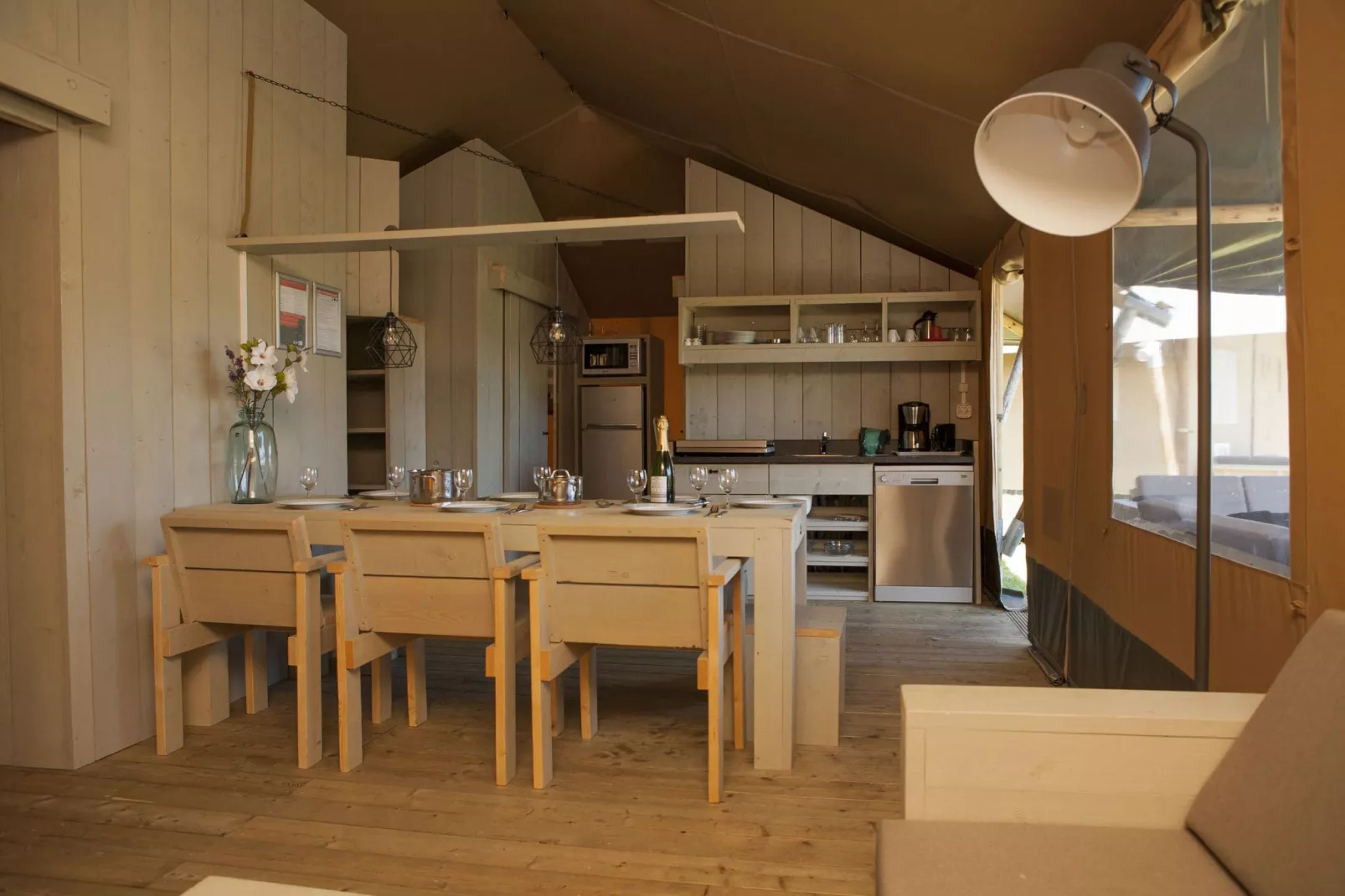 Recreatiepark de Boshoek 19-Dining room