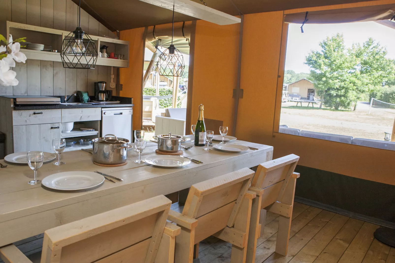 Recreatiepark de Boshoek 19-Kitchen