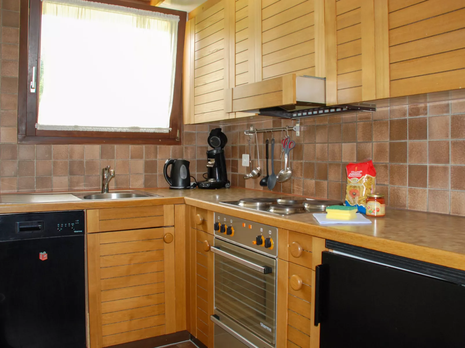 Panorama View 905-Inside