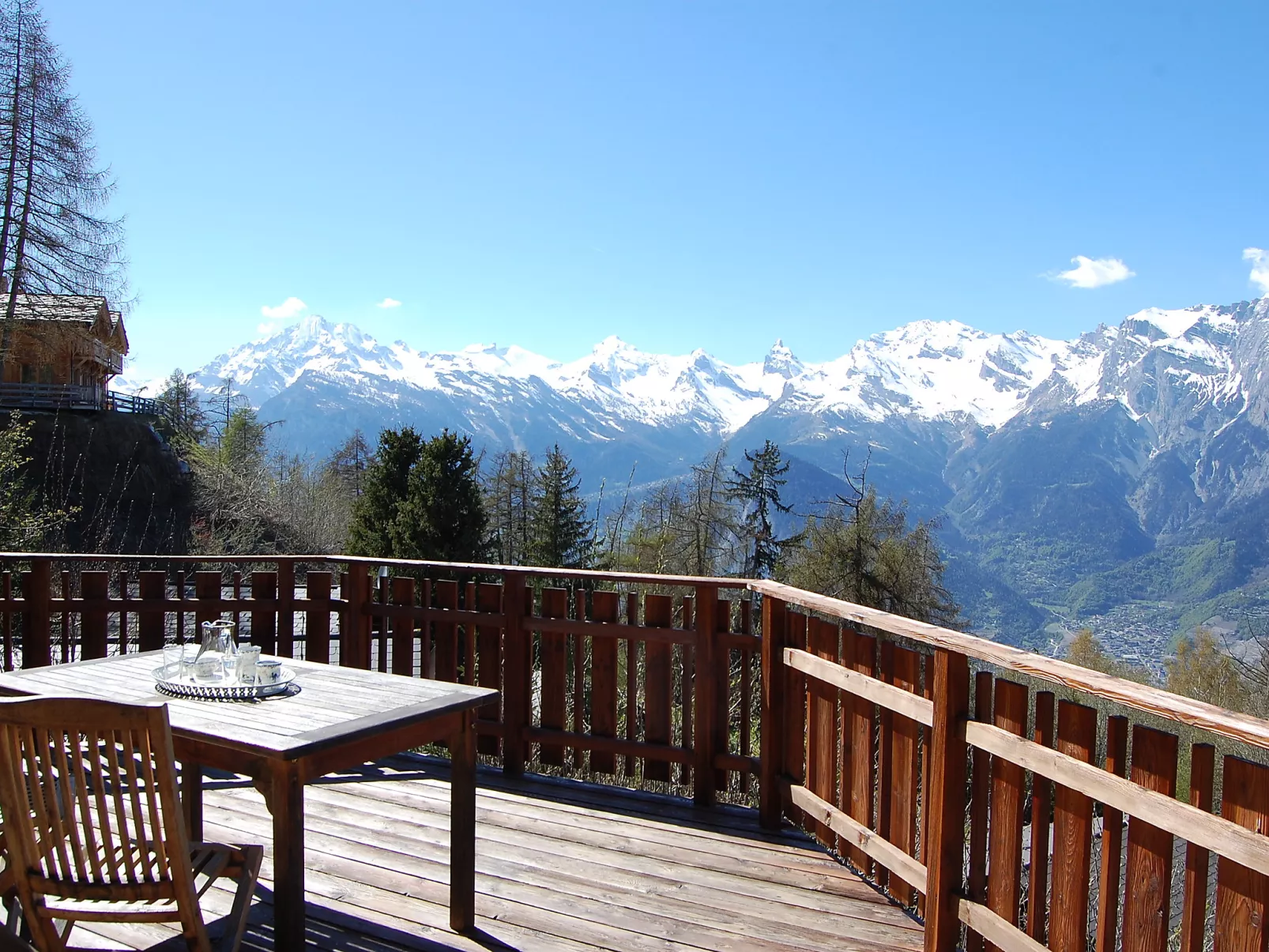 La Bergerie-Outside