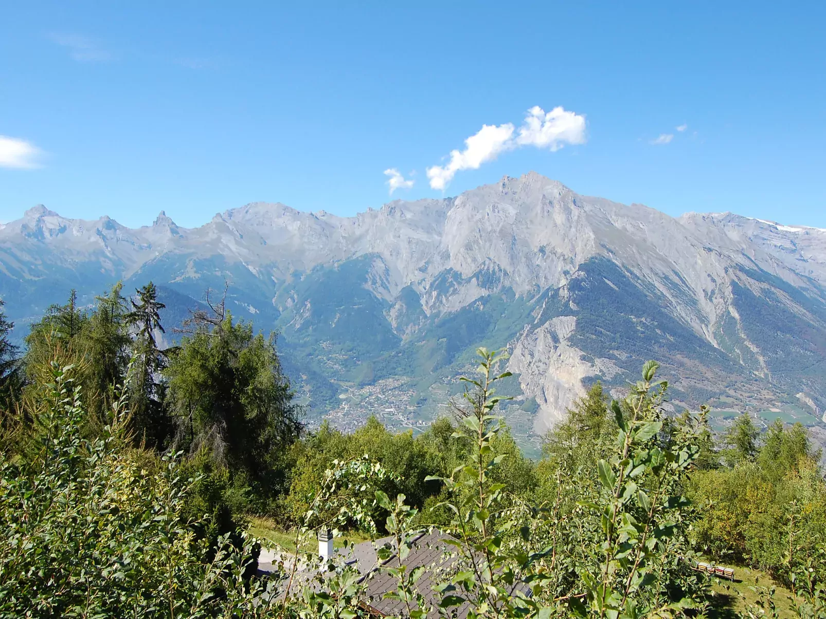 La Bergerie-Outside