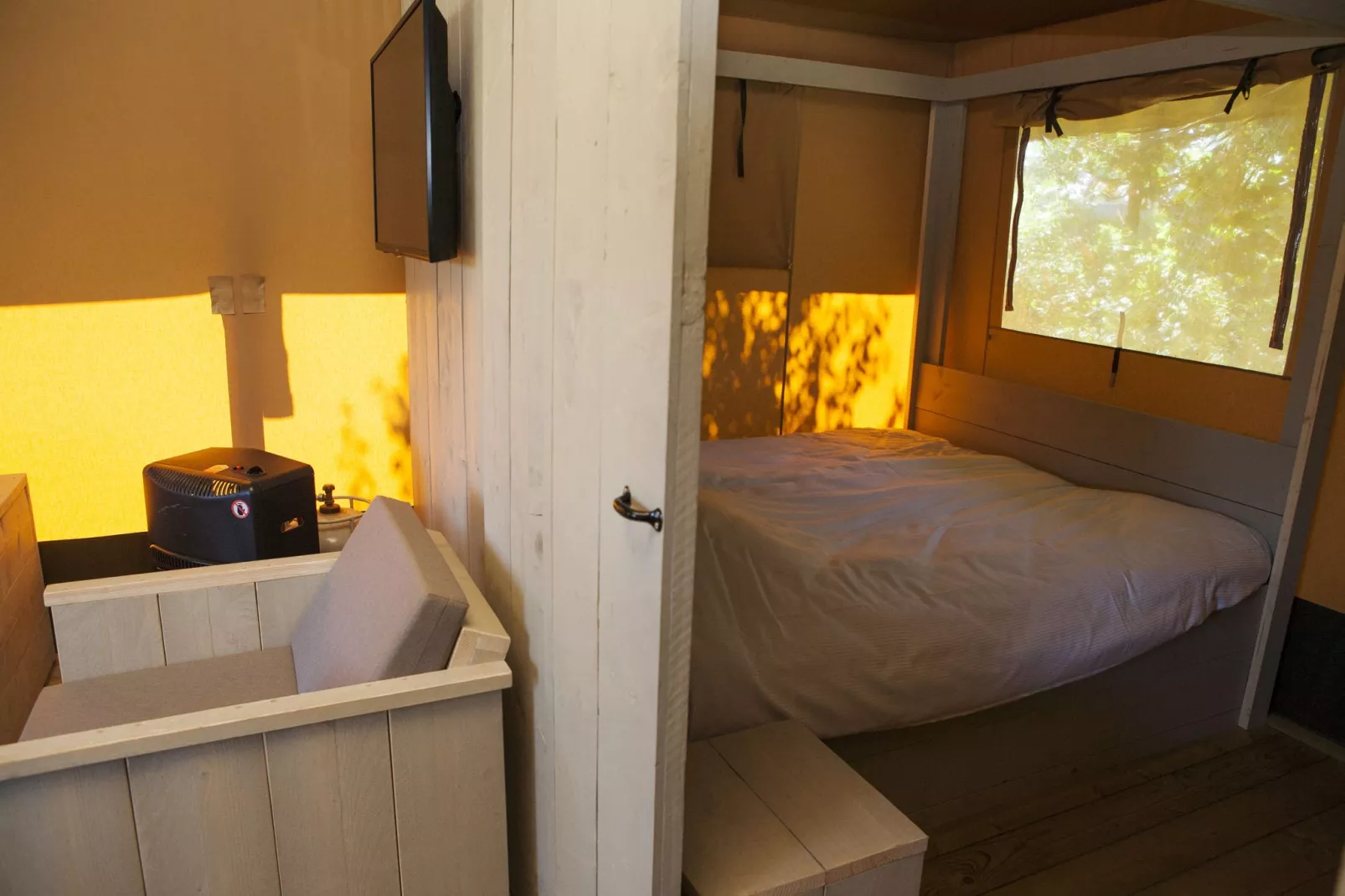 Recreatiepark de Boshoek 19-Bedroom