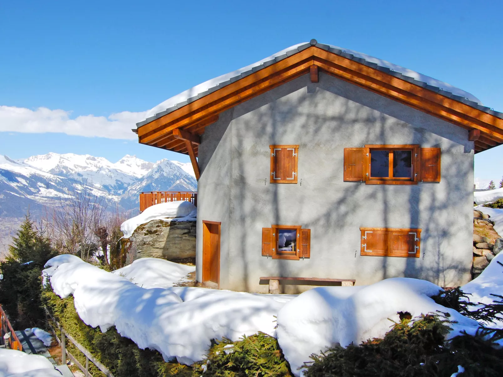 La Bergerie-Outside