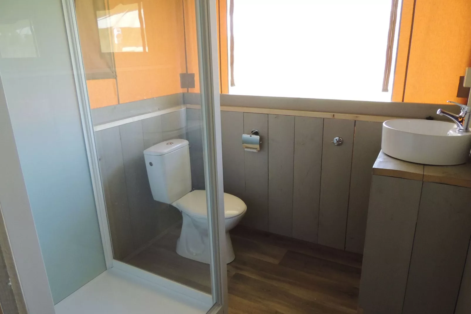 Recreatiepark de Boshoek 19-Bathroom