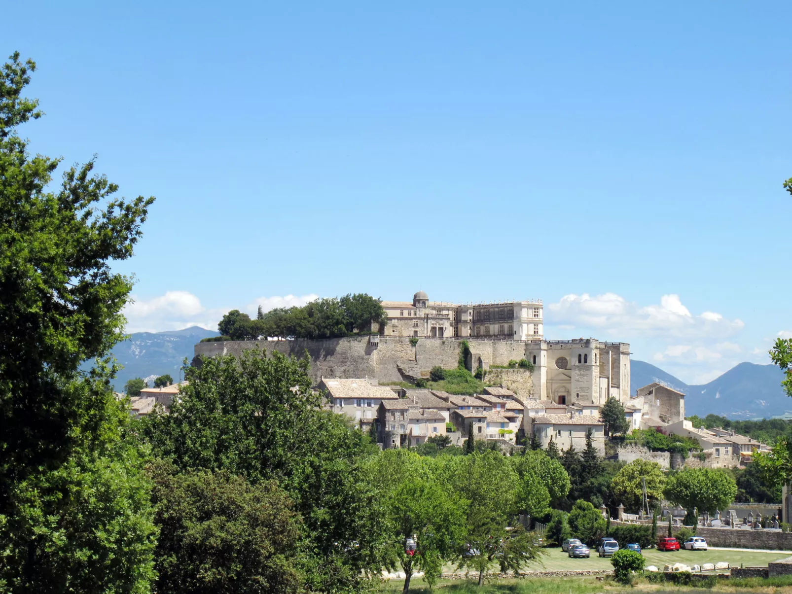 La Cardeline-Area