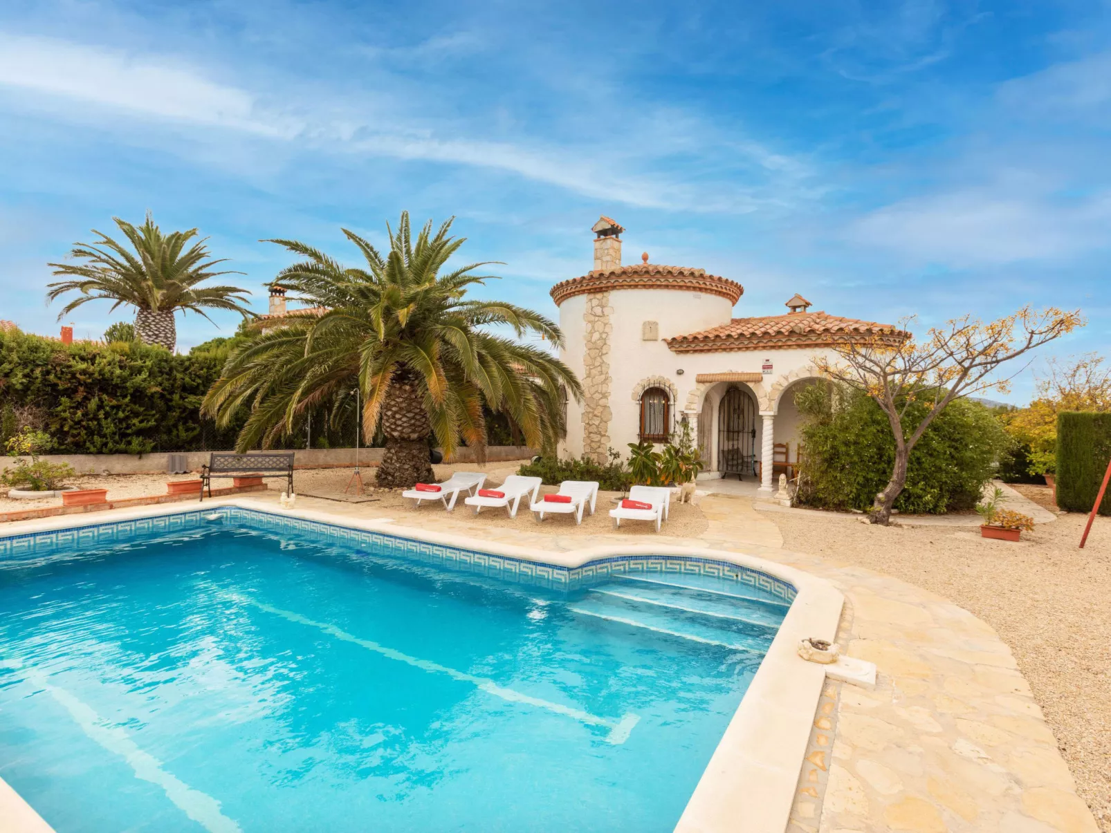 Villa Barcelona-Outside