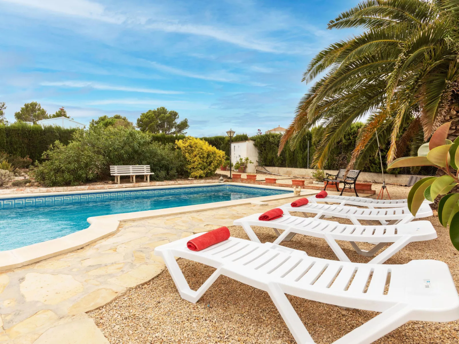 Villa Barcelona-Outside