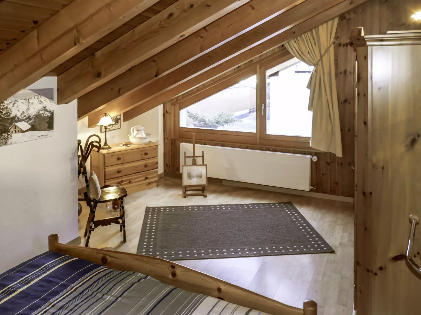 Lake Placid A7-Inside