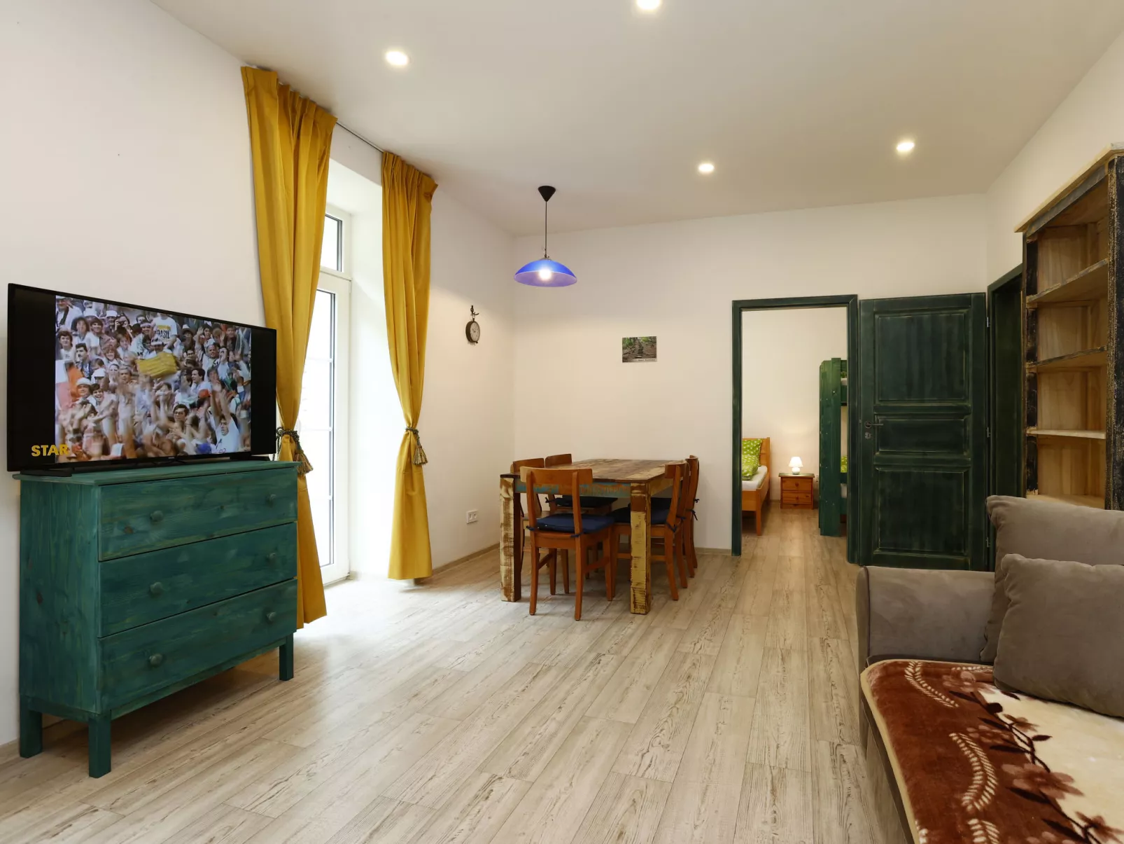 Mariánské schody-Inside