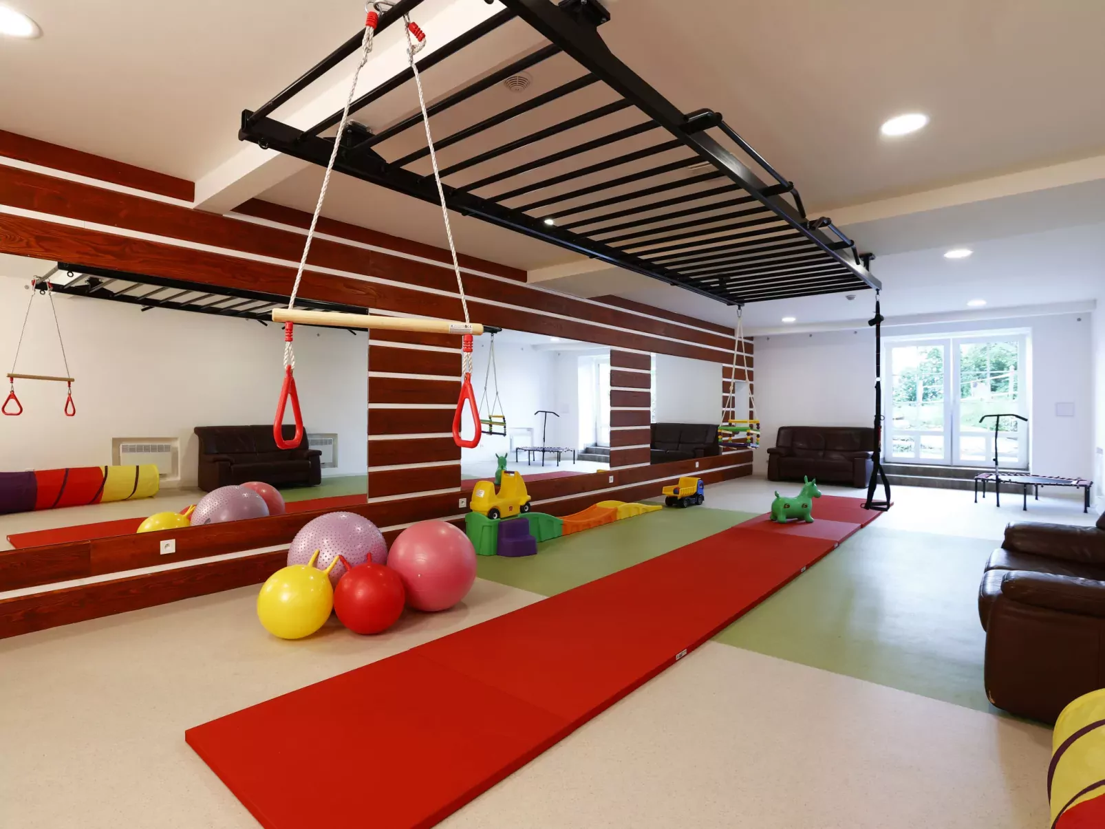 Mariánské schody-Inside