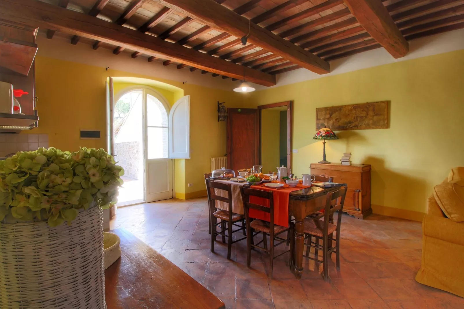 Ginestrilo-Dining room