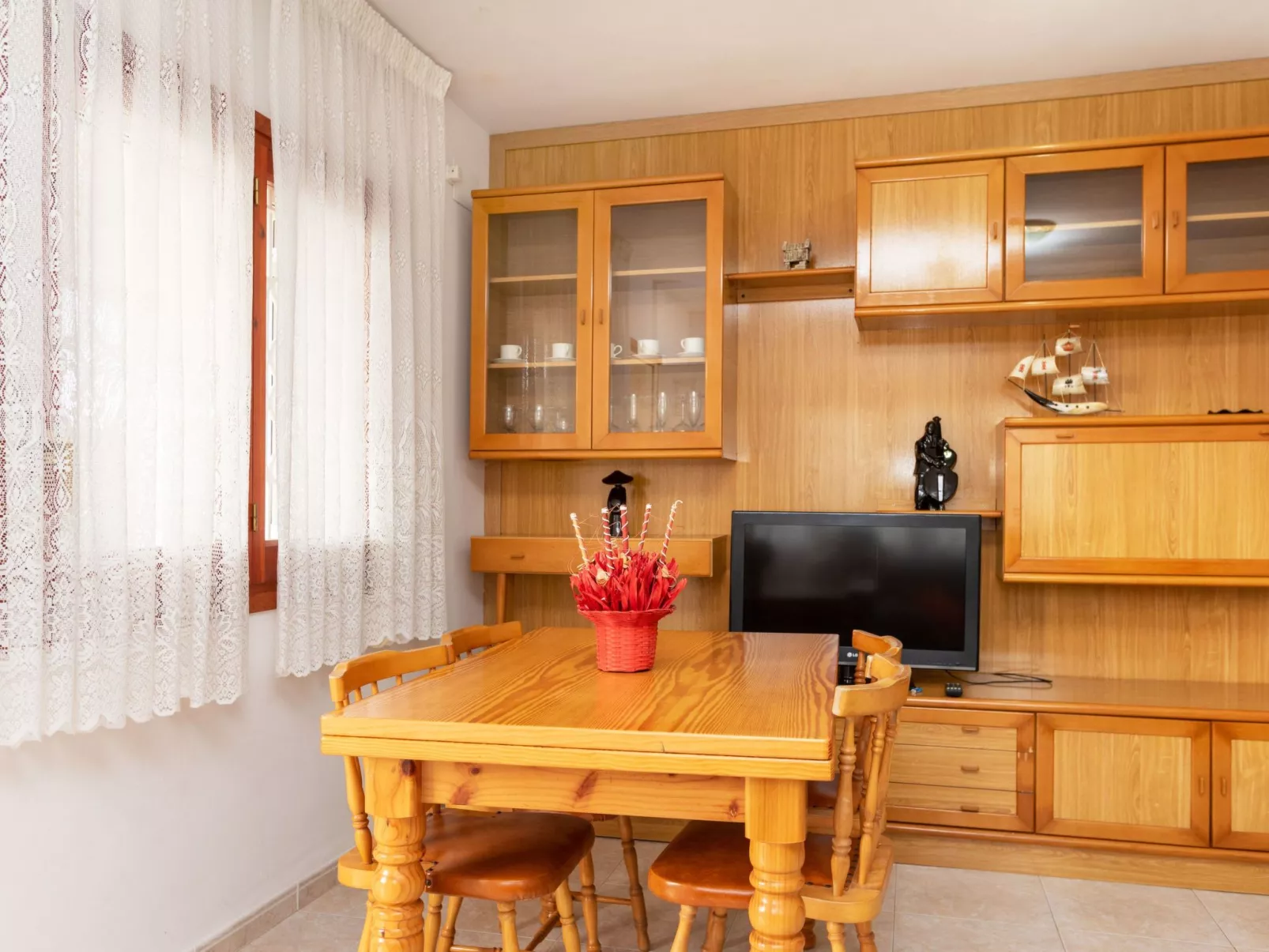 Villa Tello-Inside