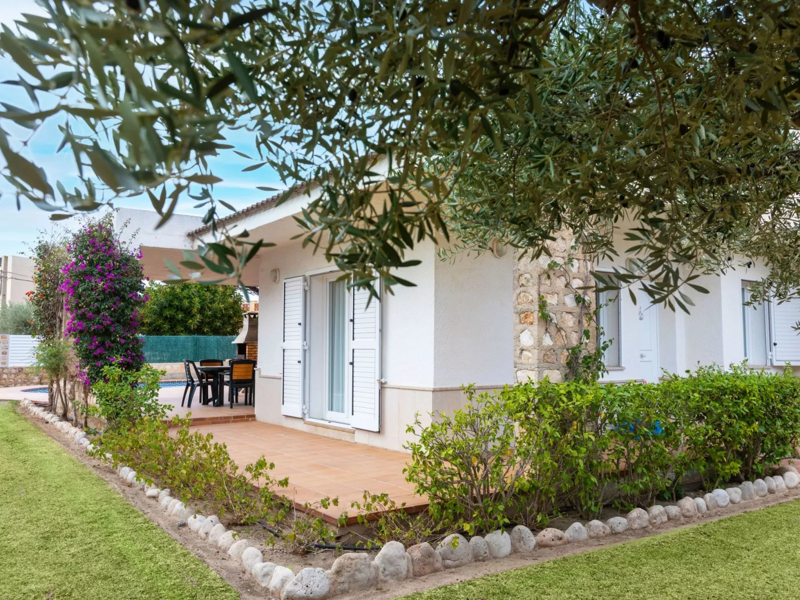 Villa Mar i Cel-Outside
