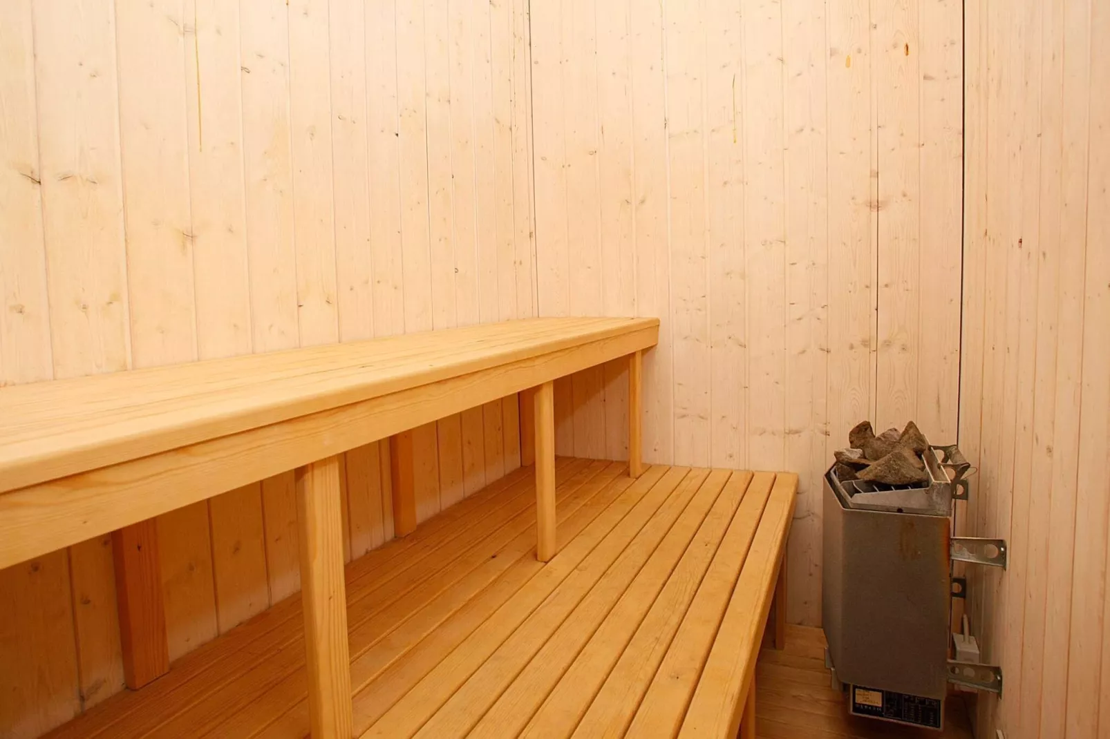 12 Personen Ferienhaus in Hals-By Traum-Sauna