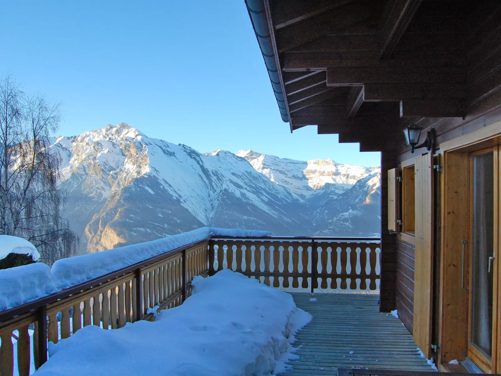 Chalet Boucaro-Outside