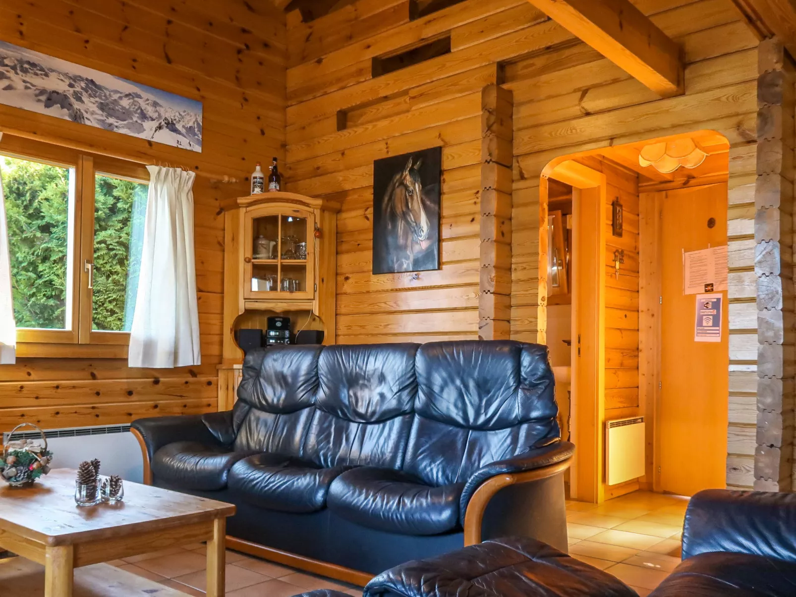 Chalet Boucaro-Inside