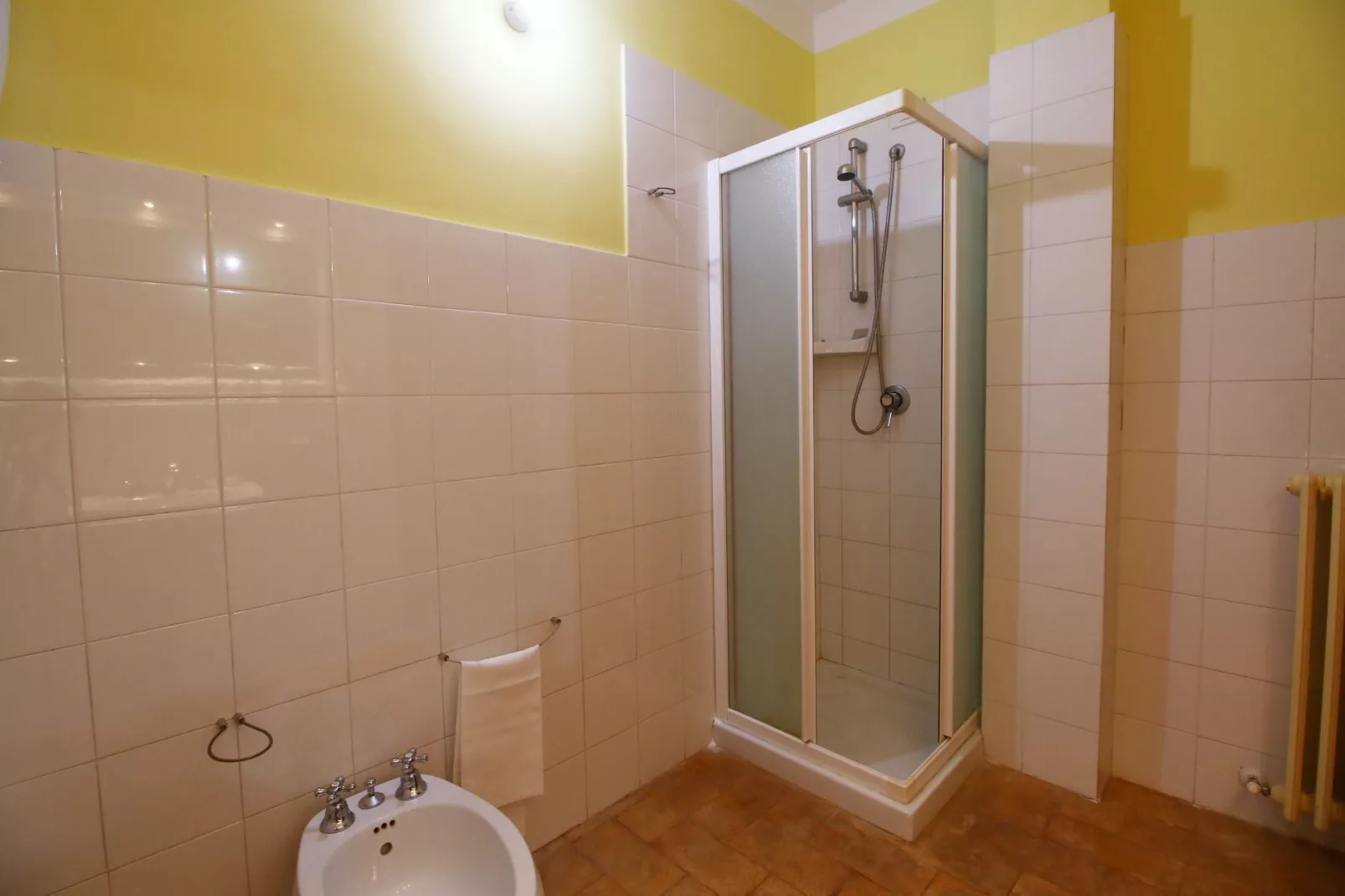 Ginestrilo-Bathroom