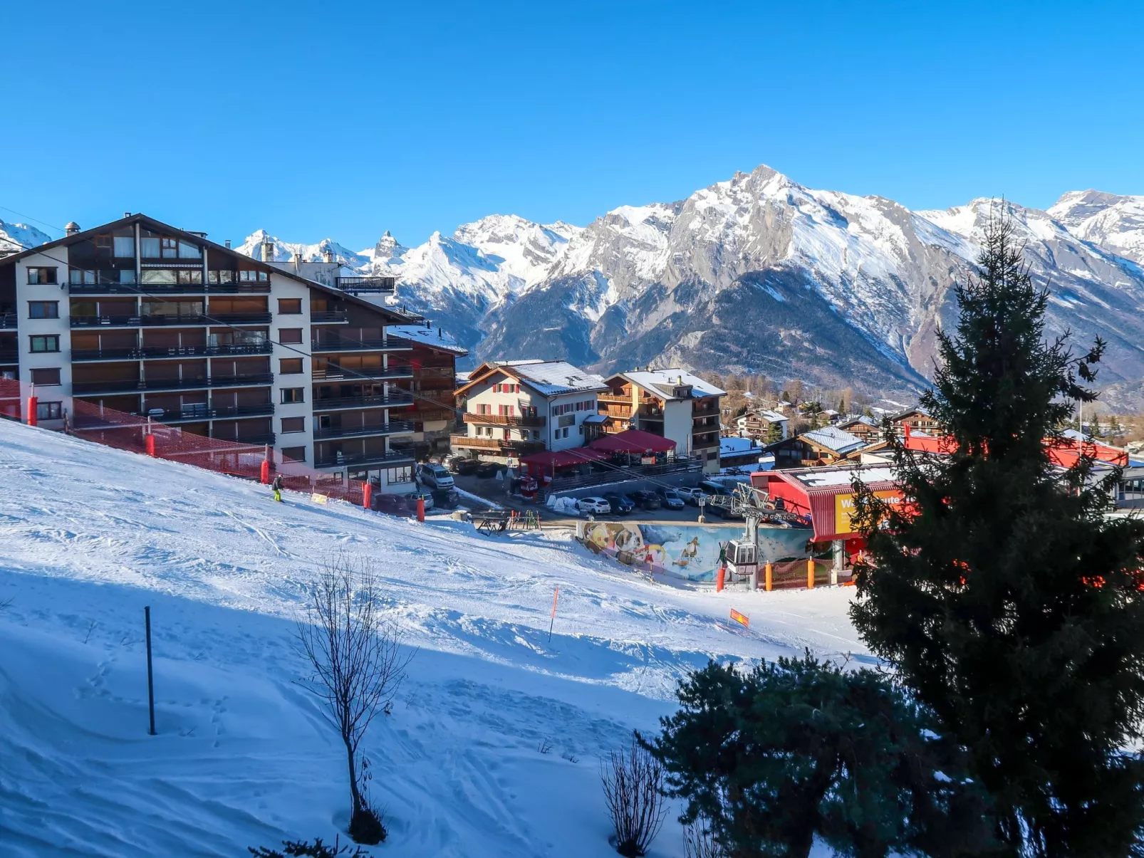 Hauts de Nendaz A F3-Outside