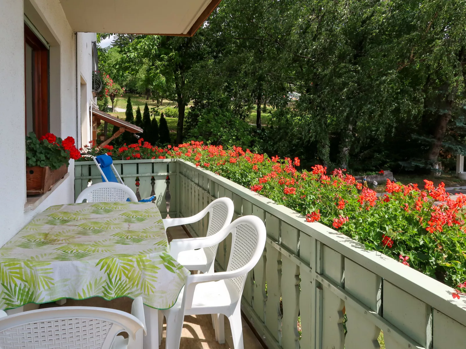 Pancheri-Outside