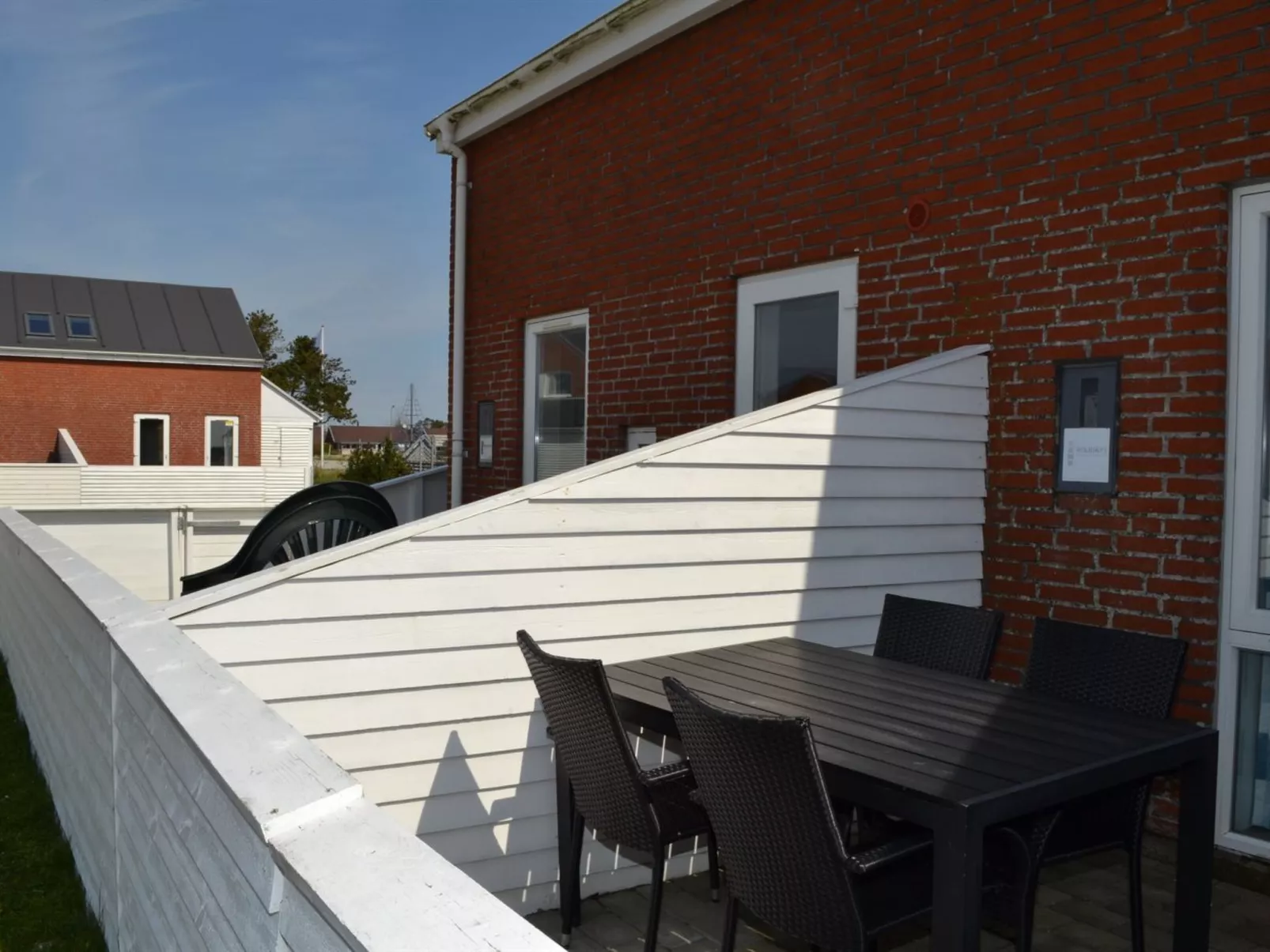 "Rebus" - 2.3km from the sea-Outside
