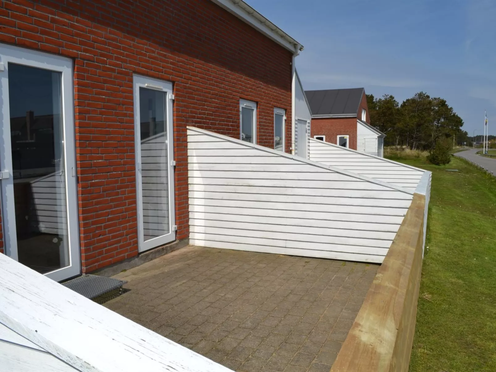"Rebus" - 2.3km from the sea-Outside
