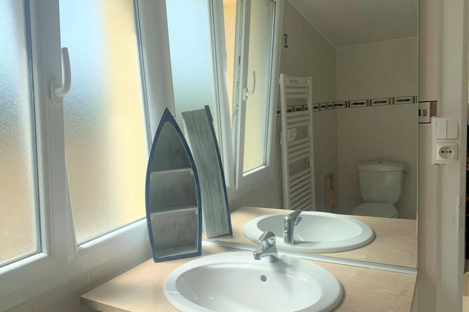 Holiday home St Gildas-de-Rhuys-Salle de bain