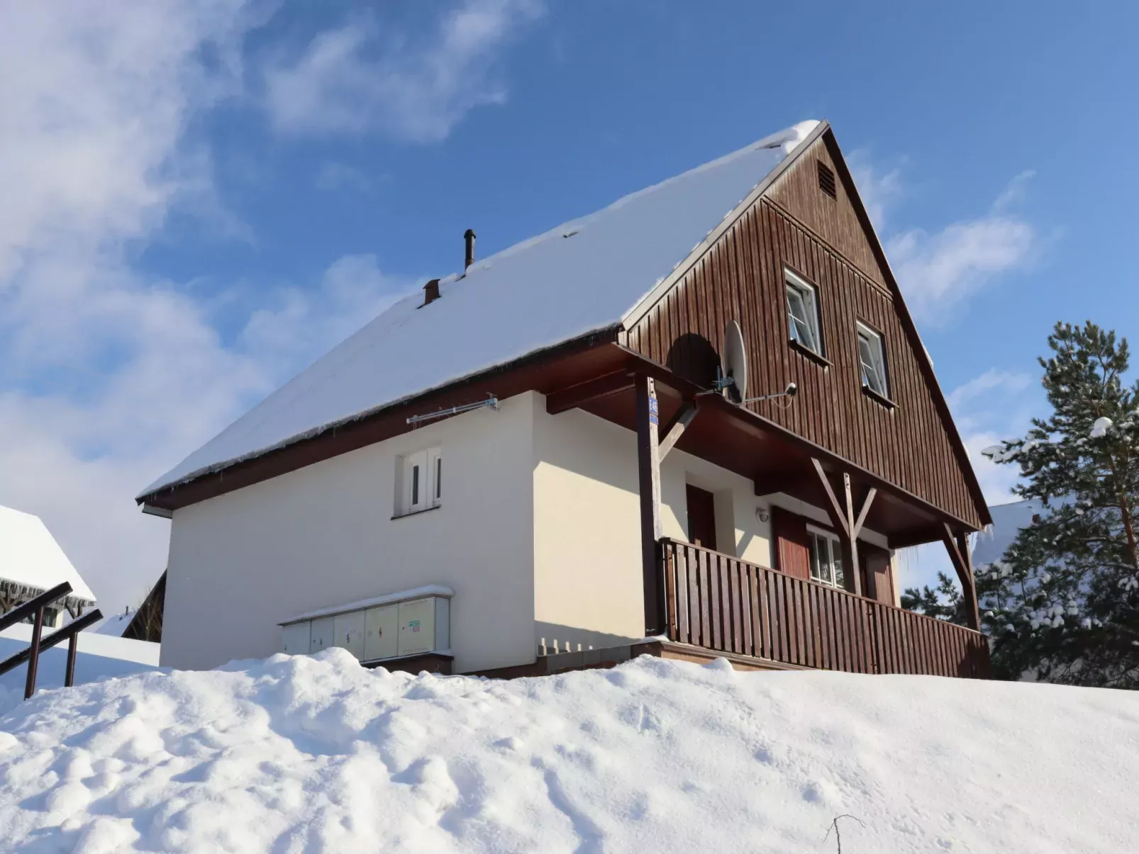 Holiday Hill 46-Dehors