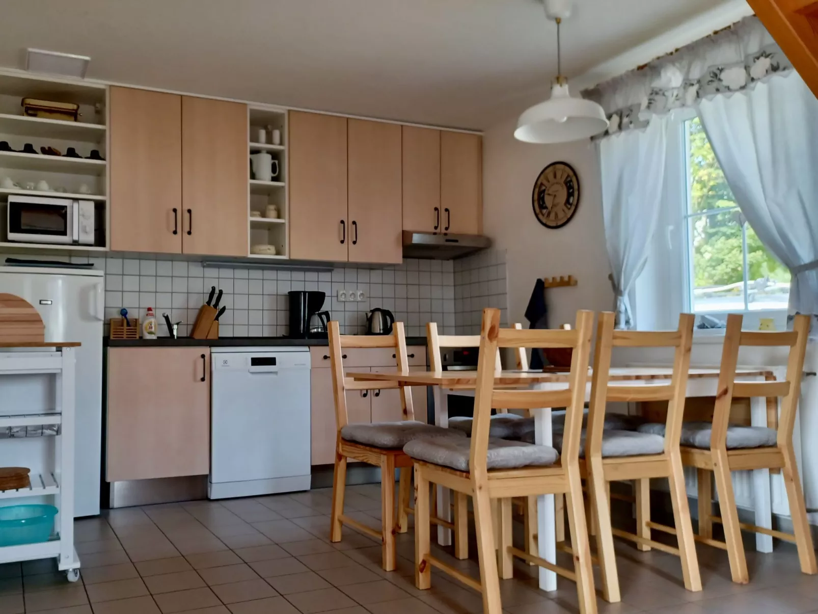 Holiday Hill 47-Drinnen