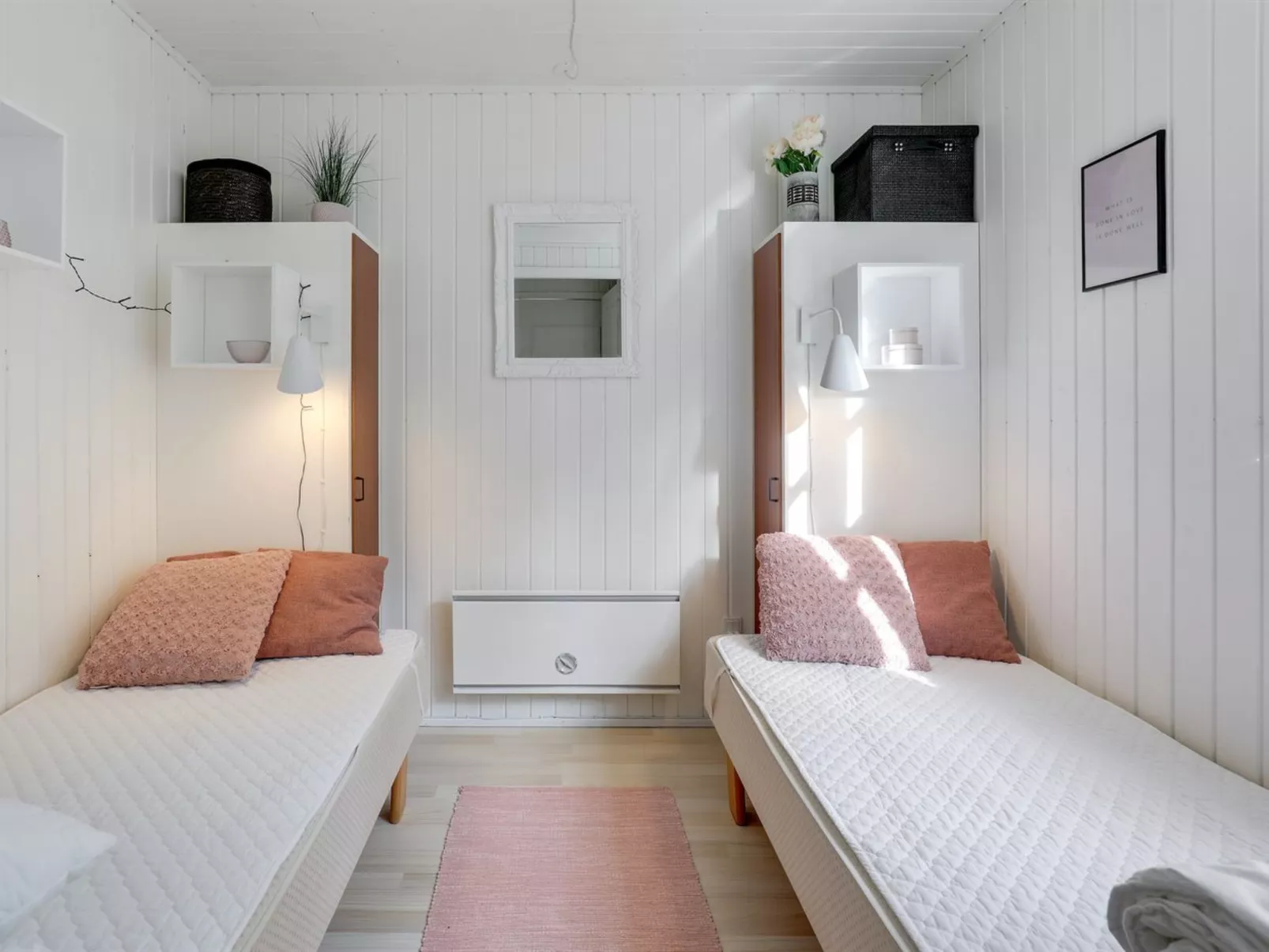 "Malou" - 350m from the sea-Inside