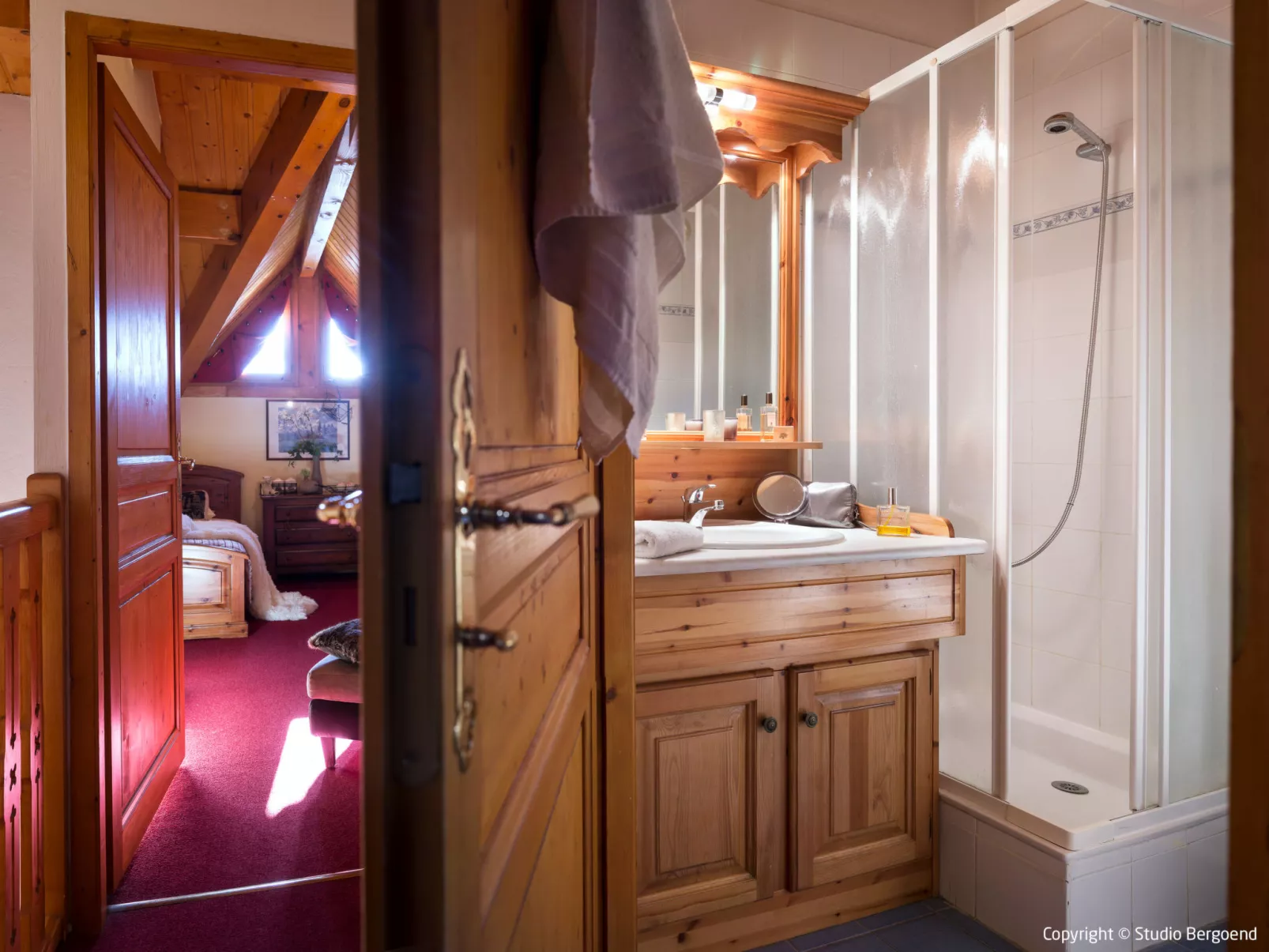 Le Chalet des Cimes-Dedans