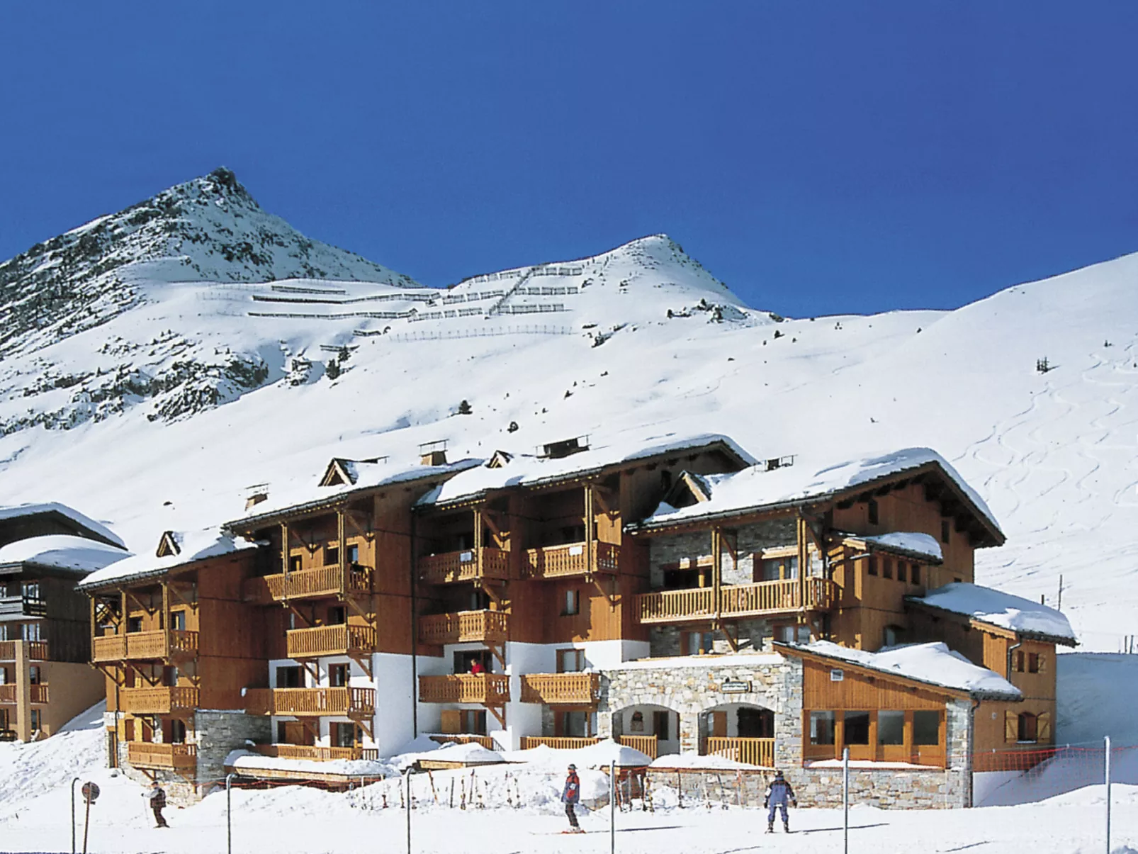 Le Chalet des Cimes-Dehors