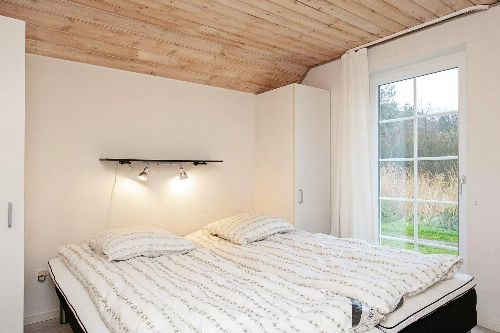 10 person holiday home in Ulfborg-By Traum-Indoor