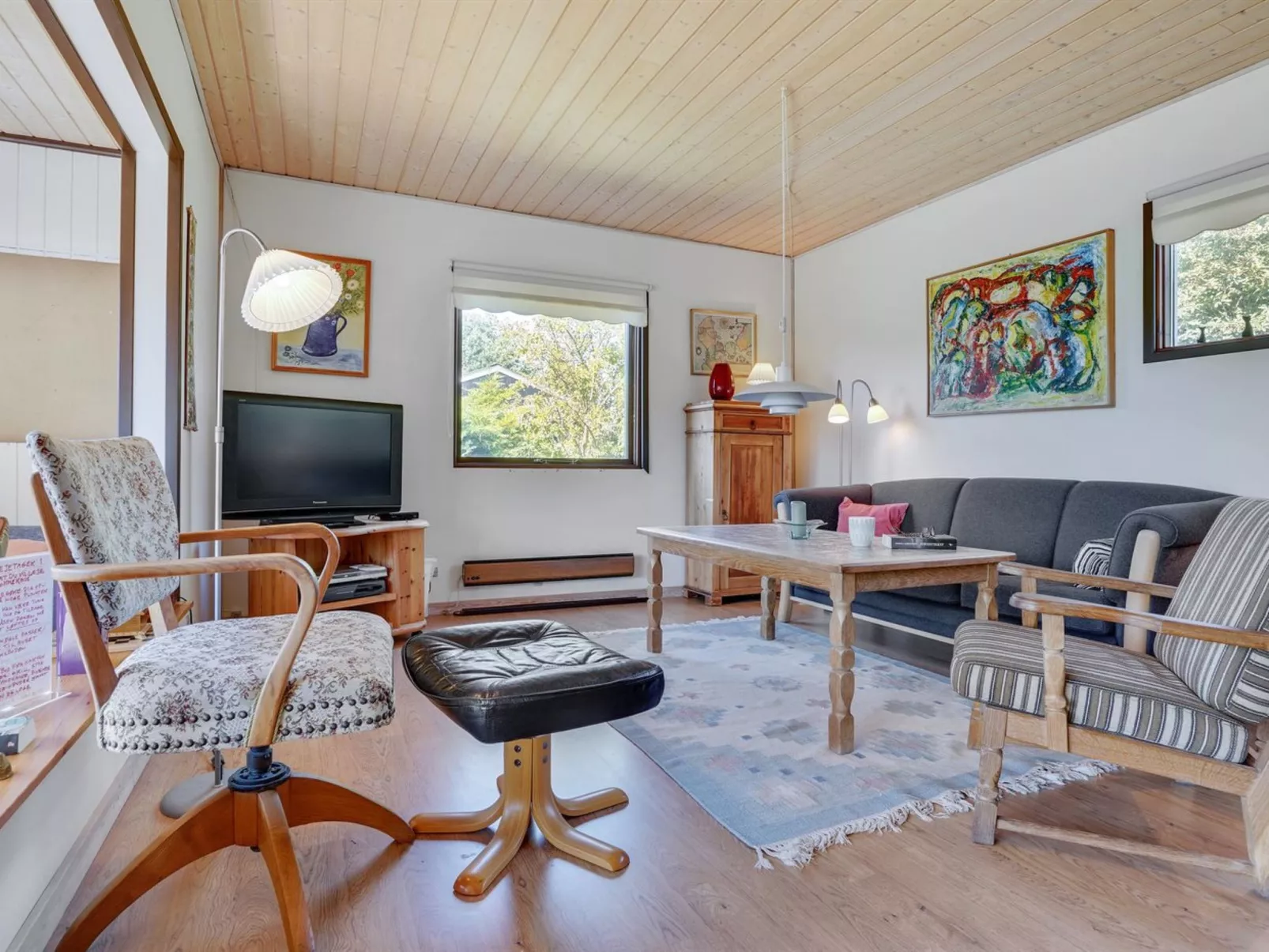 "Maelle" - 600m from the sea-Inside