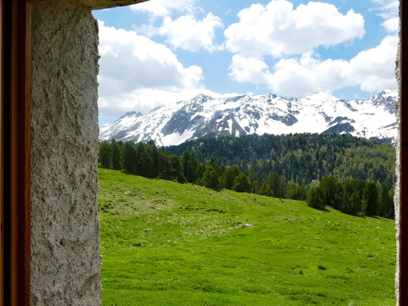 Rustico Dolomia-Outside