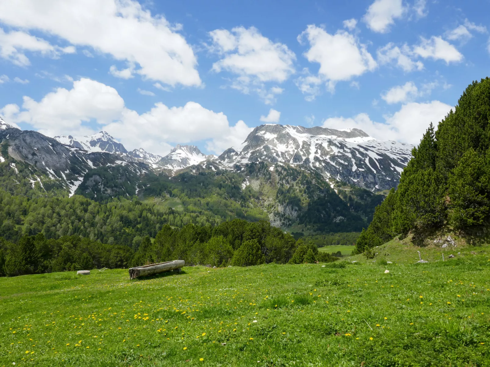 Rustico Dolomia-Outside