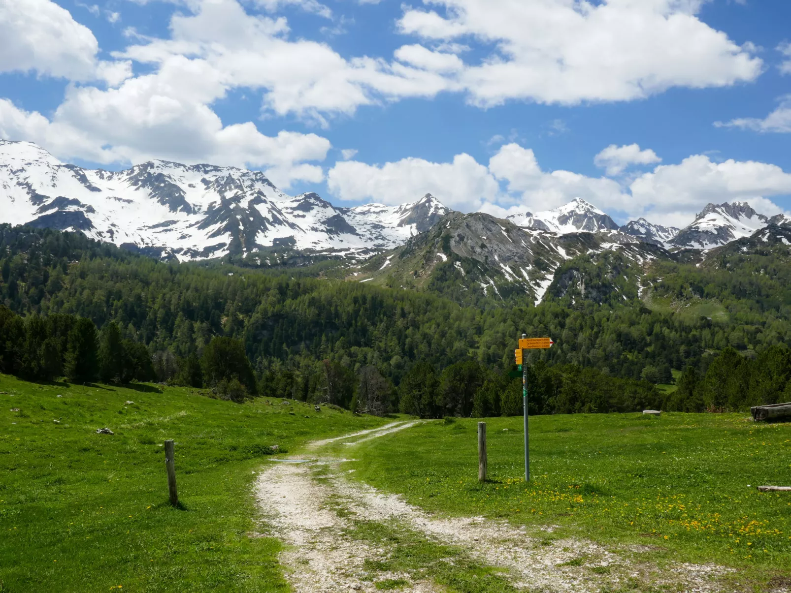Rustico Dolomia-Outside