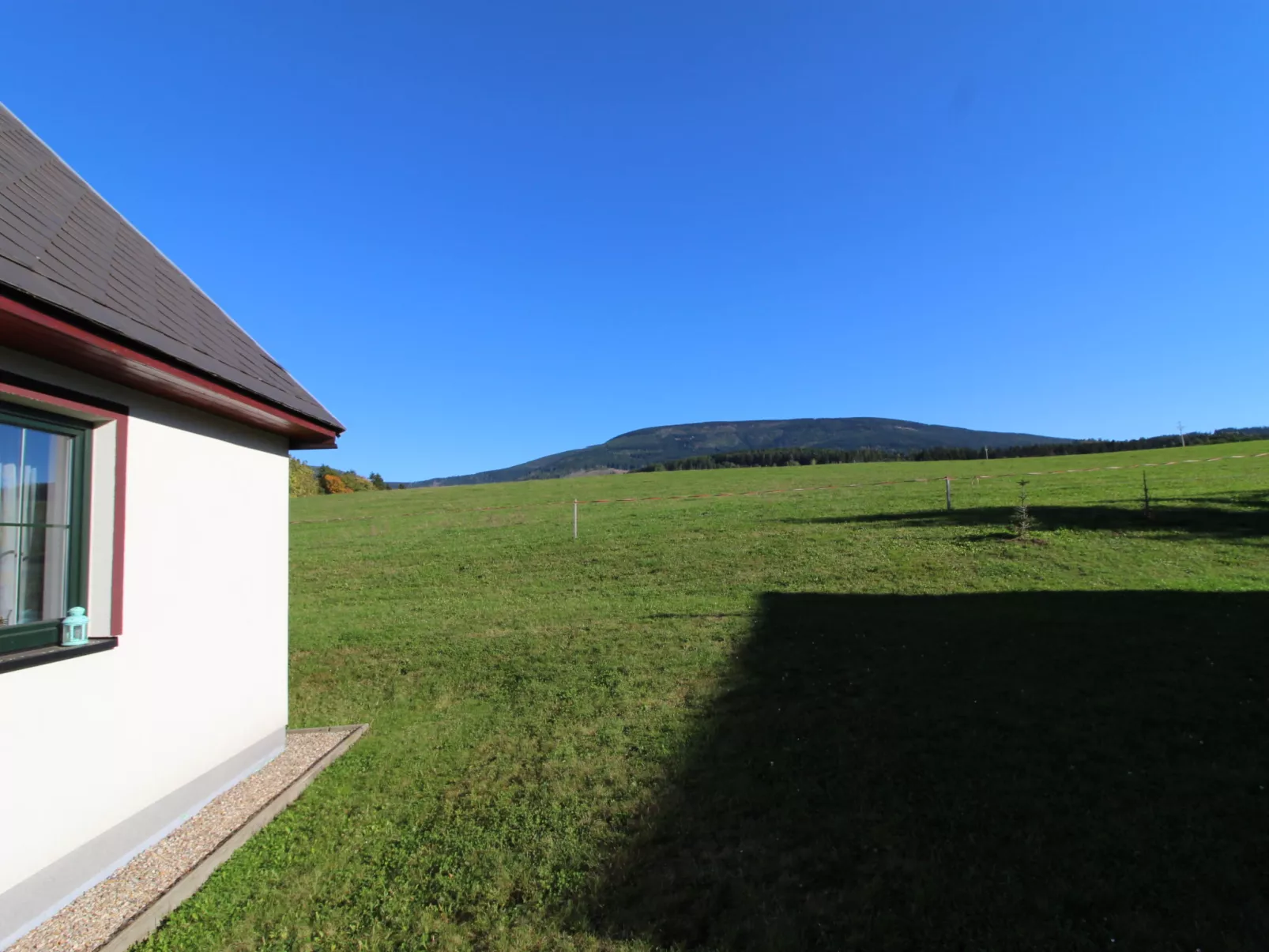 Holiday Hill 64-Draußen