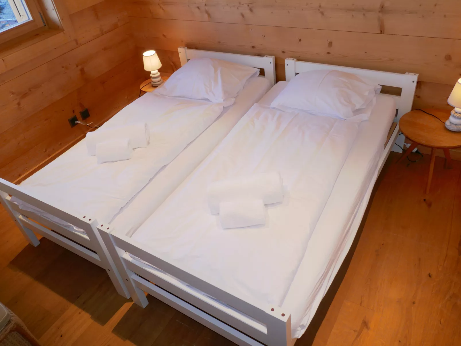 Chalet Jadi-Drinnen