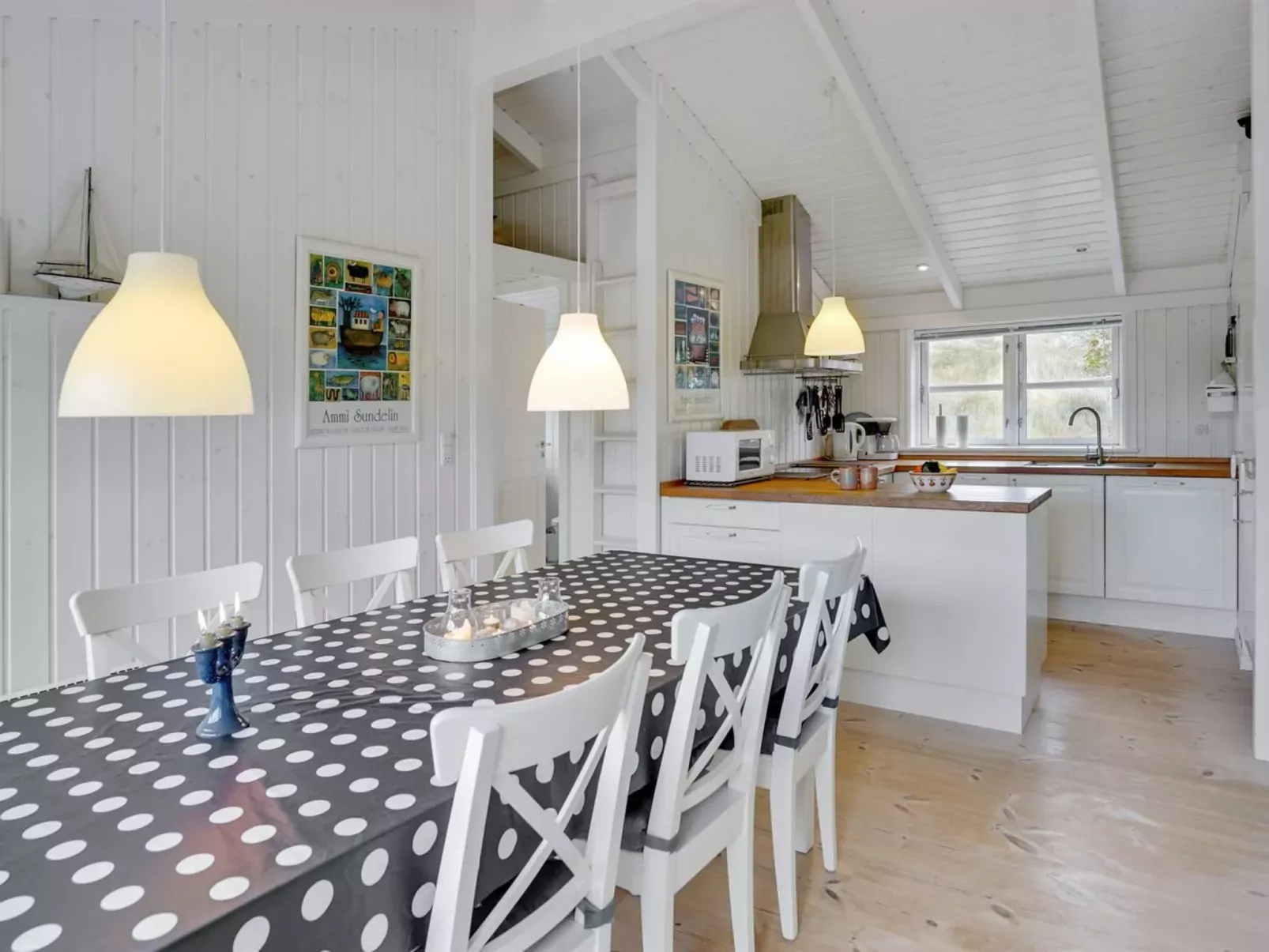 "Danko" - 1.5km from the sea-Inside