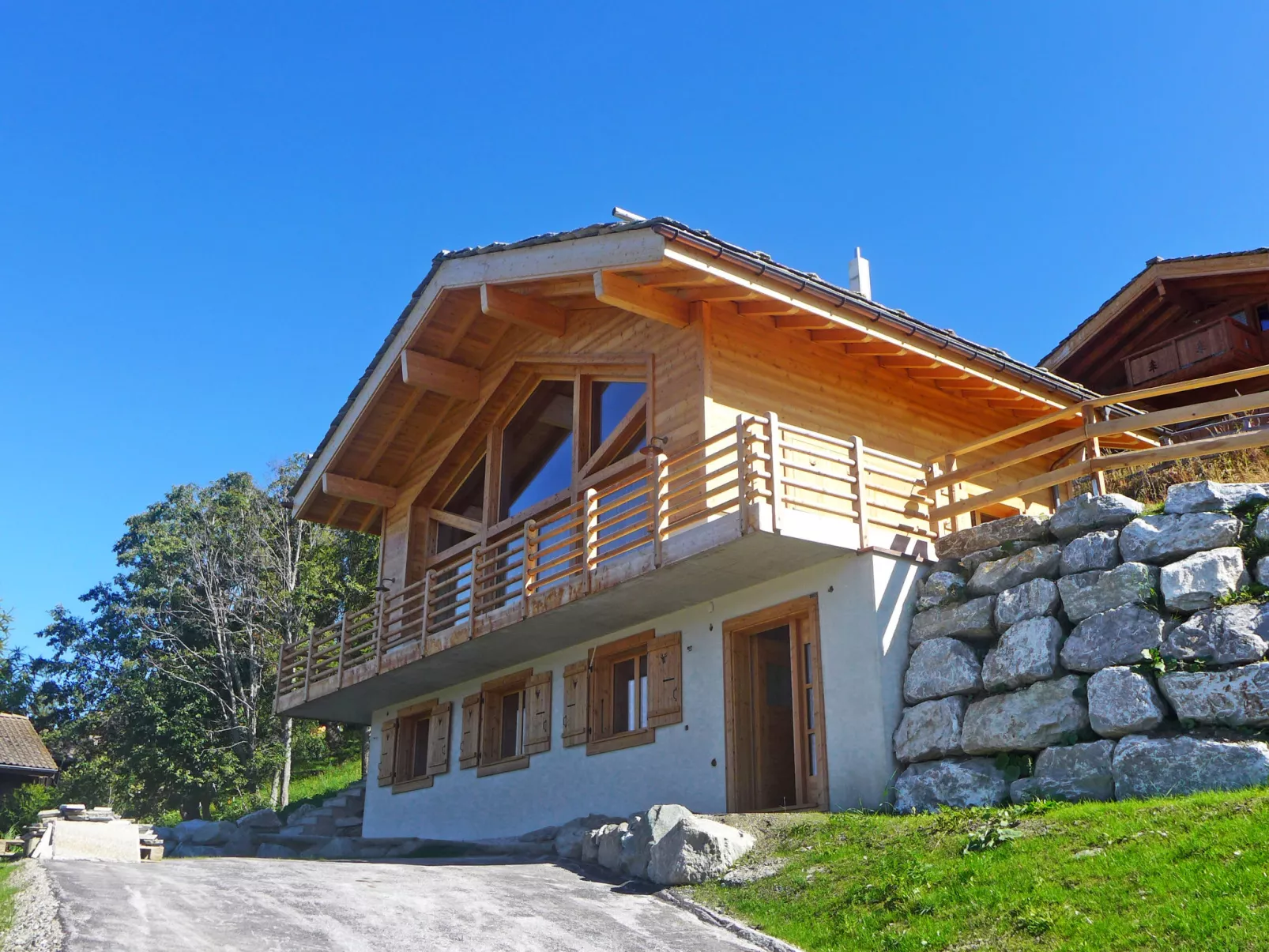 Chalet Jadi-Draußen