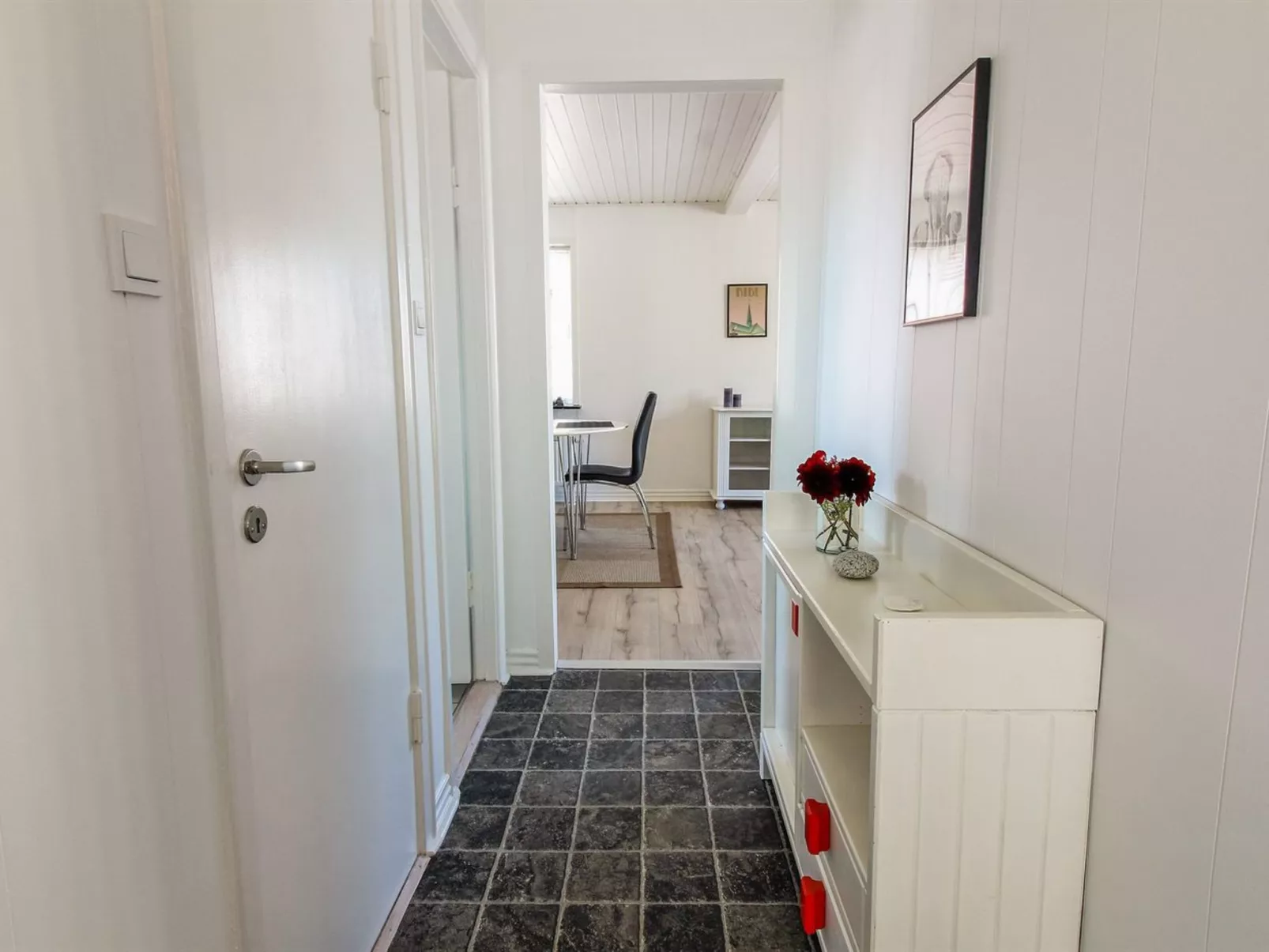 "Eluisa" - 300m from the sea-Inside
