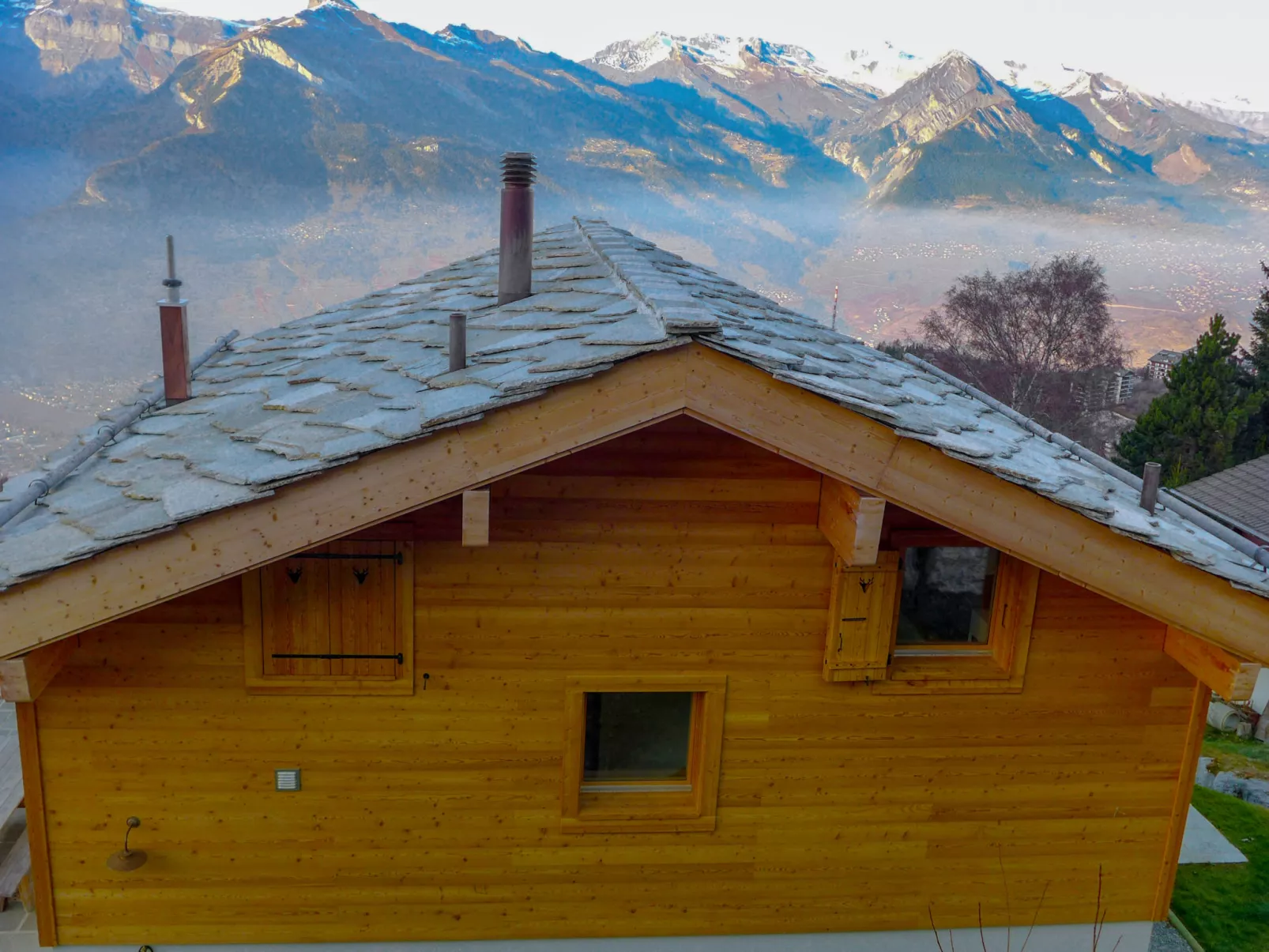 Chalet Jadi-Draußen