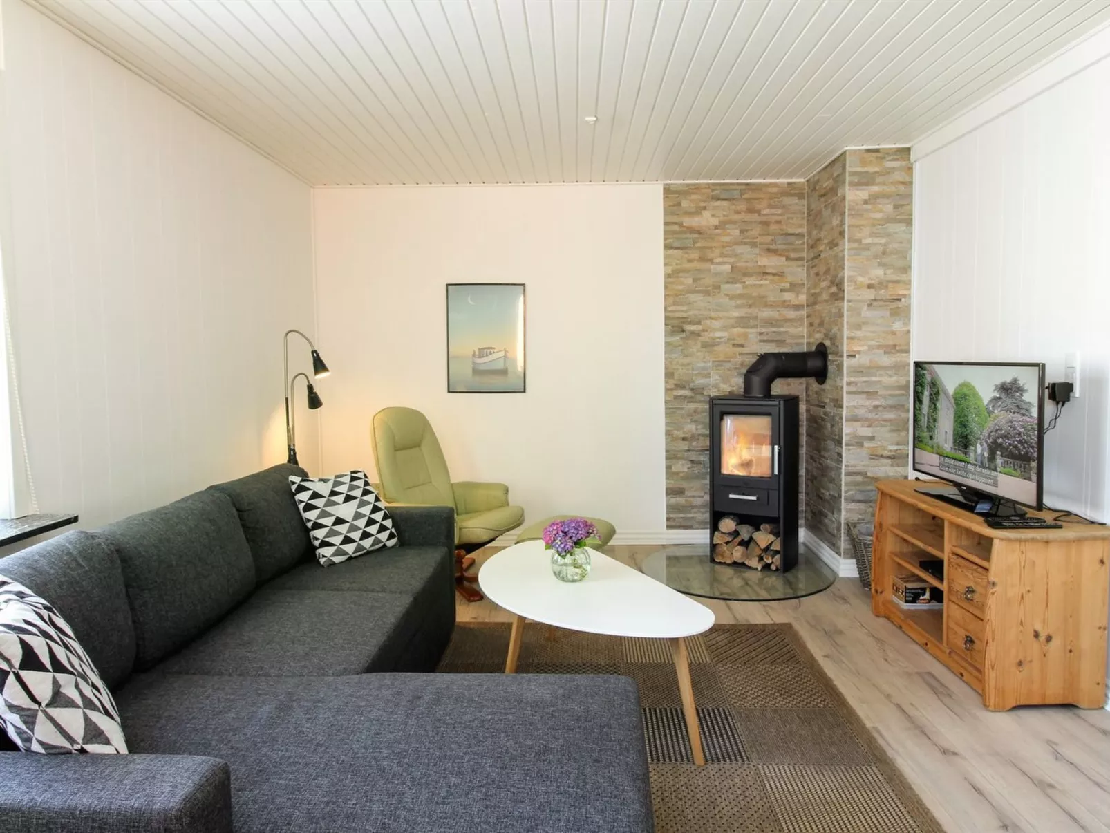 "Eluisa" - 300m from the sea-Inside