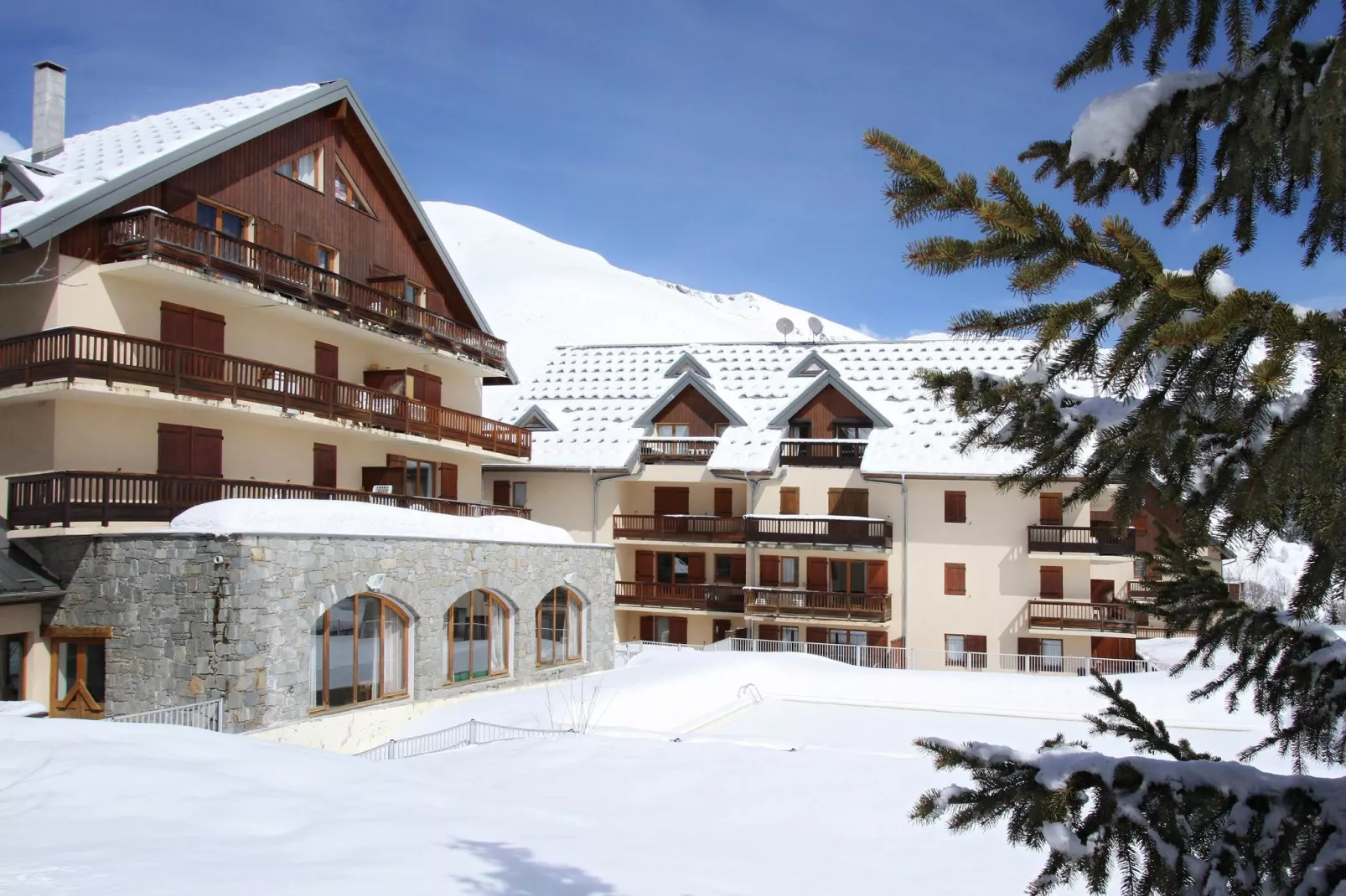 Residence Les Sybelles 1-Exterior winter