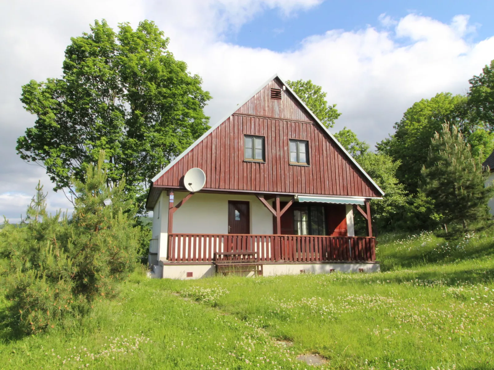 Holiday Hill 67-Draußen
