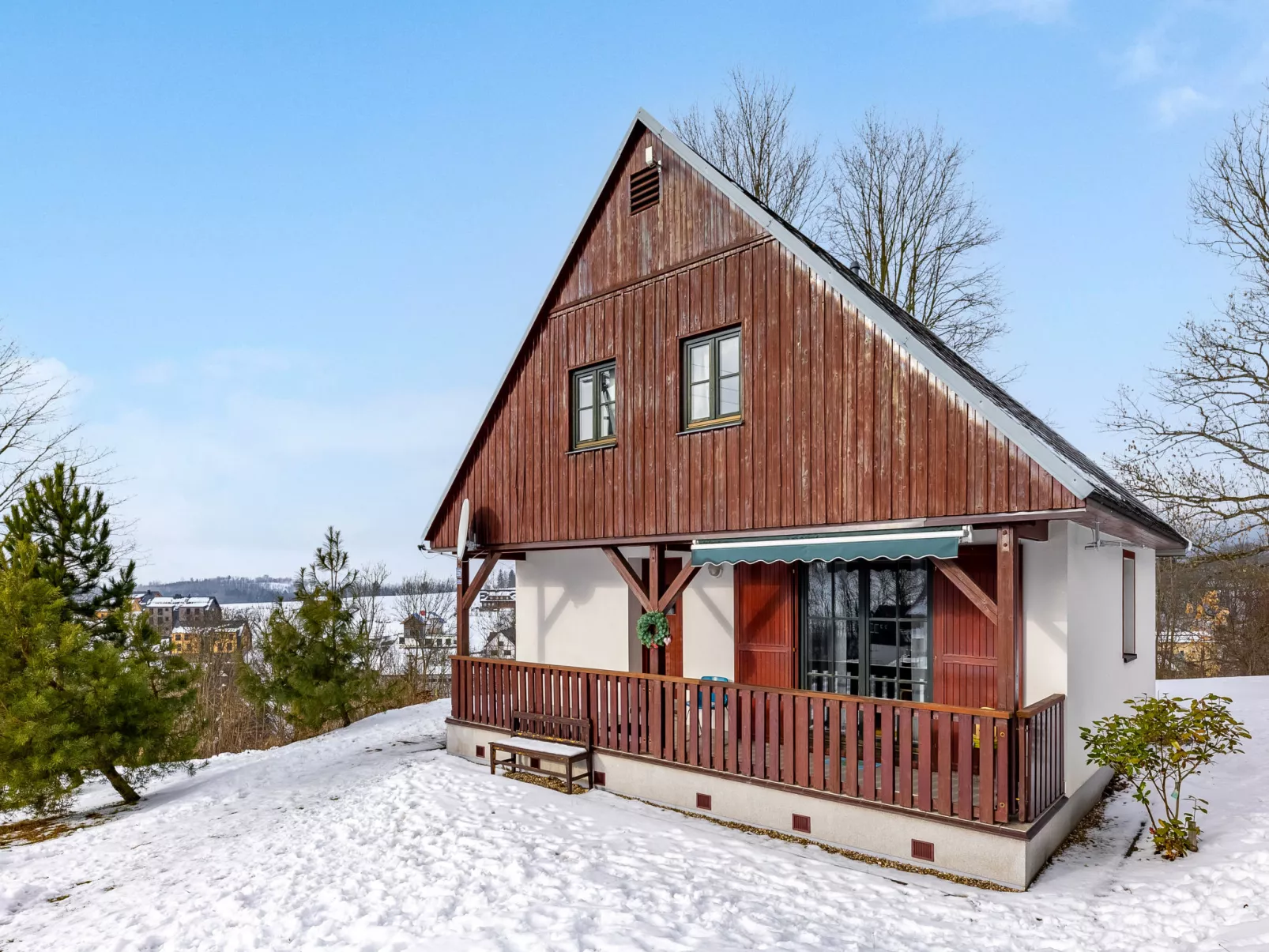 Holiday Hill 67-Draußen