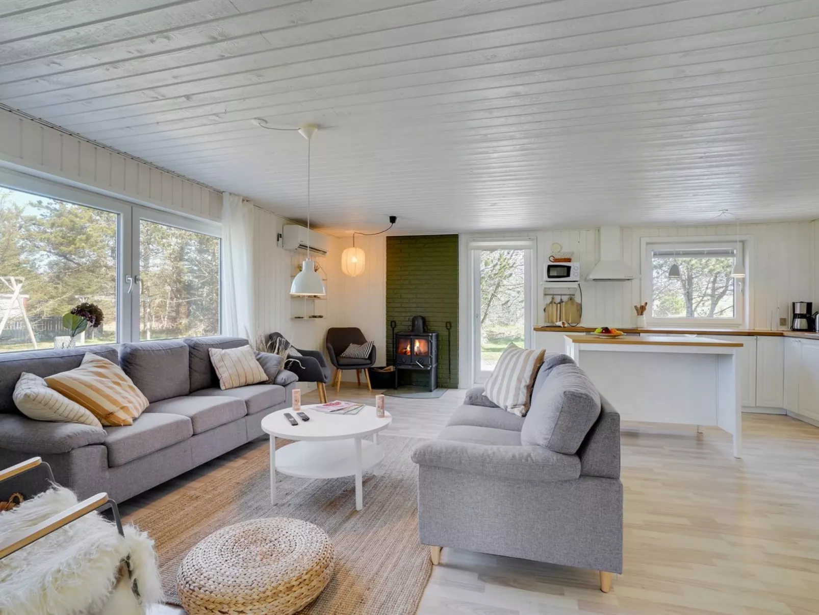 "Styrmer" - 1.2km from the sea-Inside