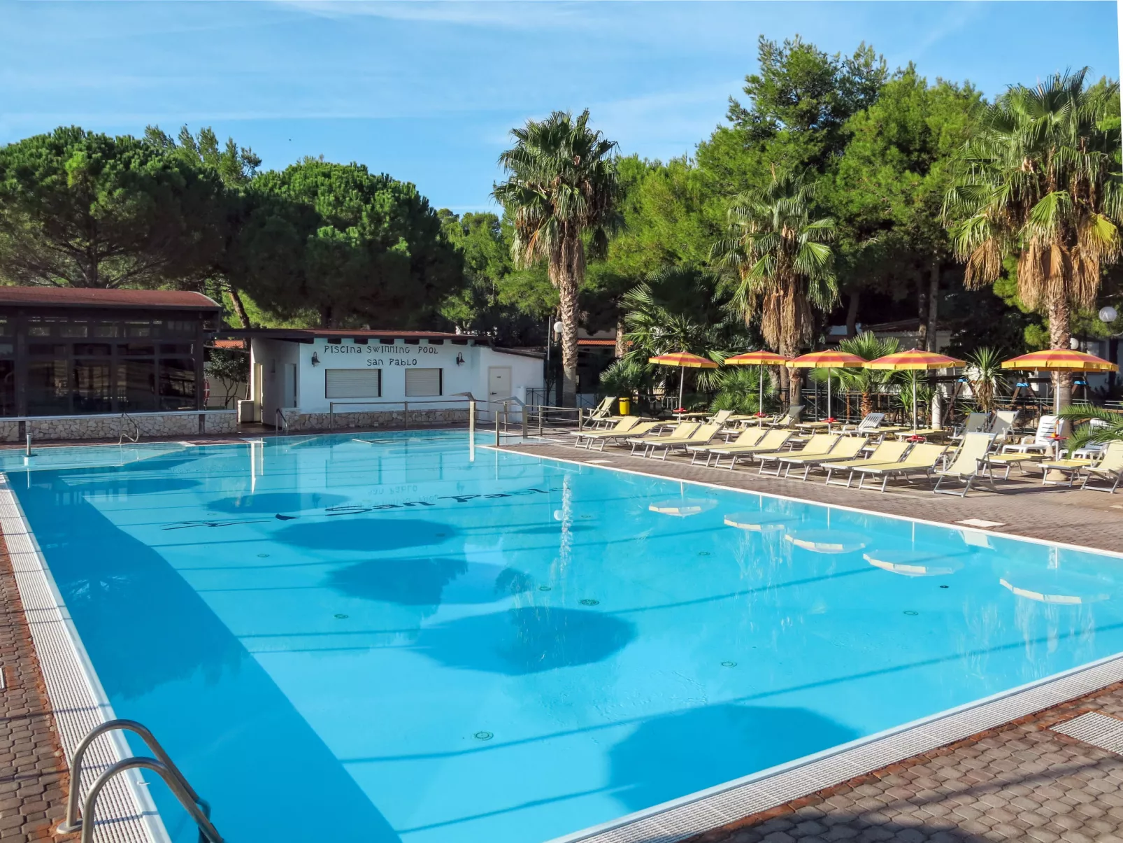 Villaggio San Pablo-Outside